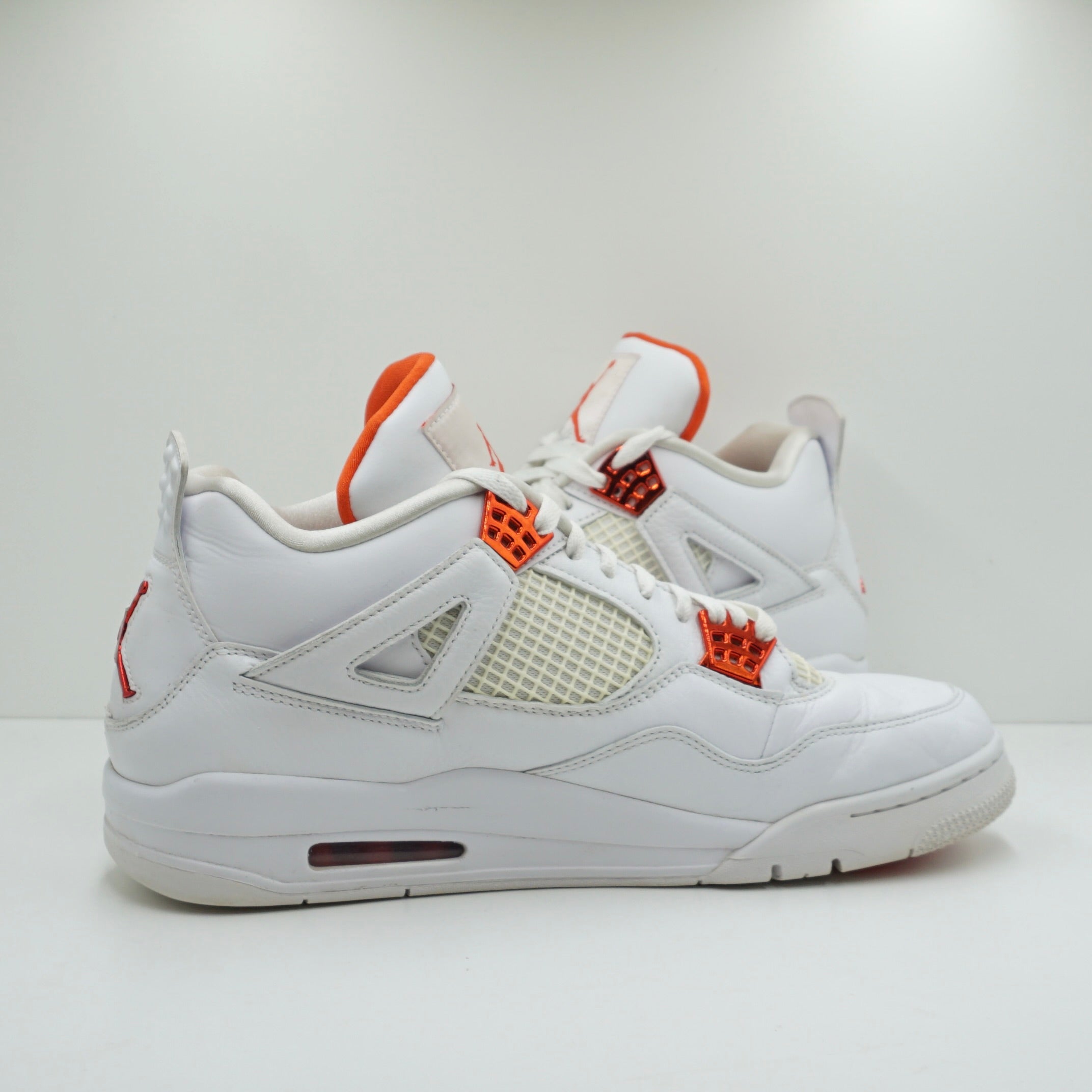 Jordan 4 Retro Metallic Orange