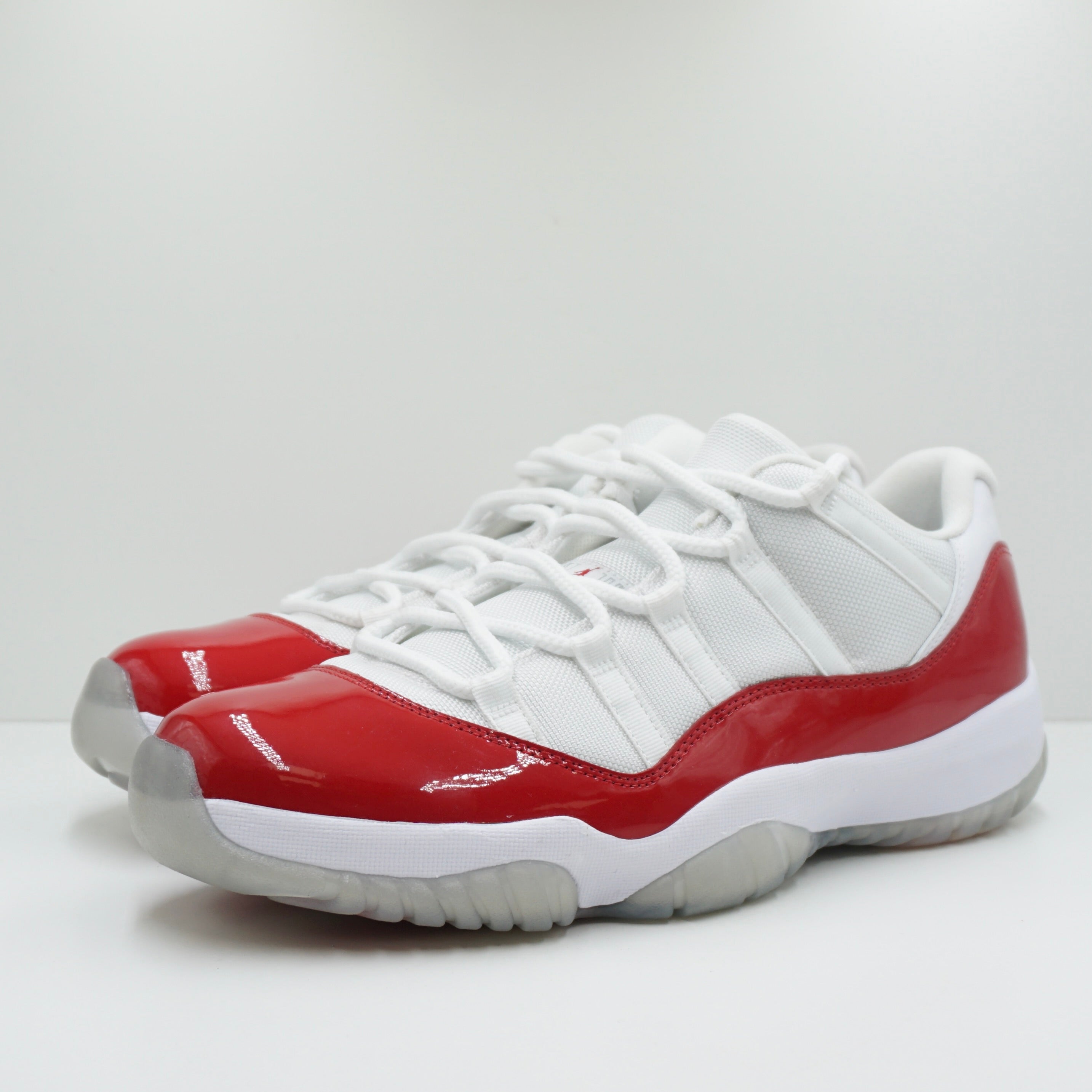 Jordan 11 Retro Low Cherry (2016)