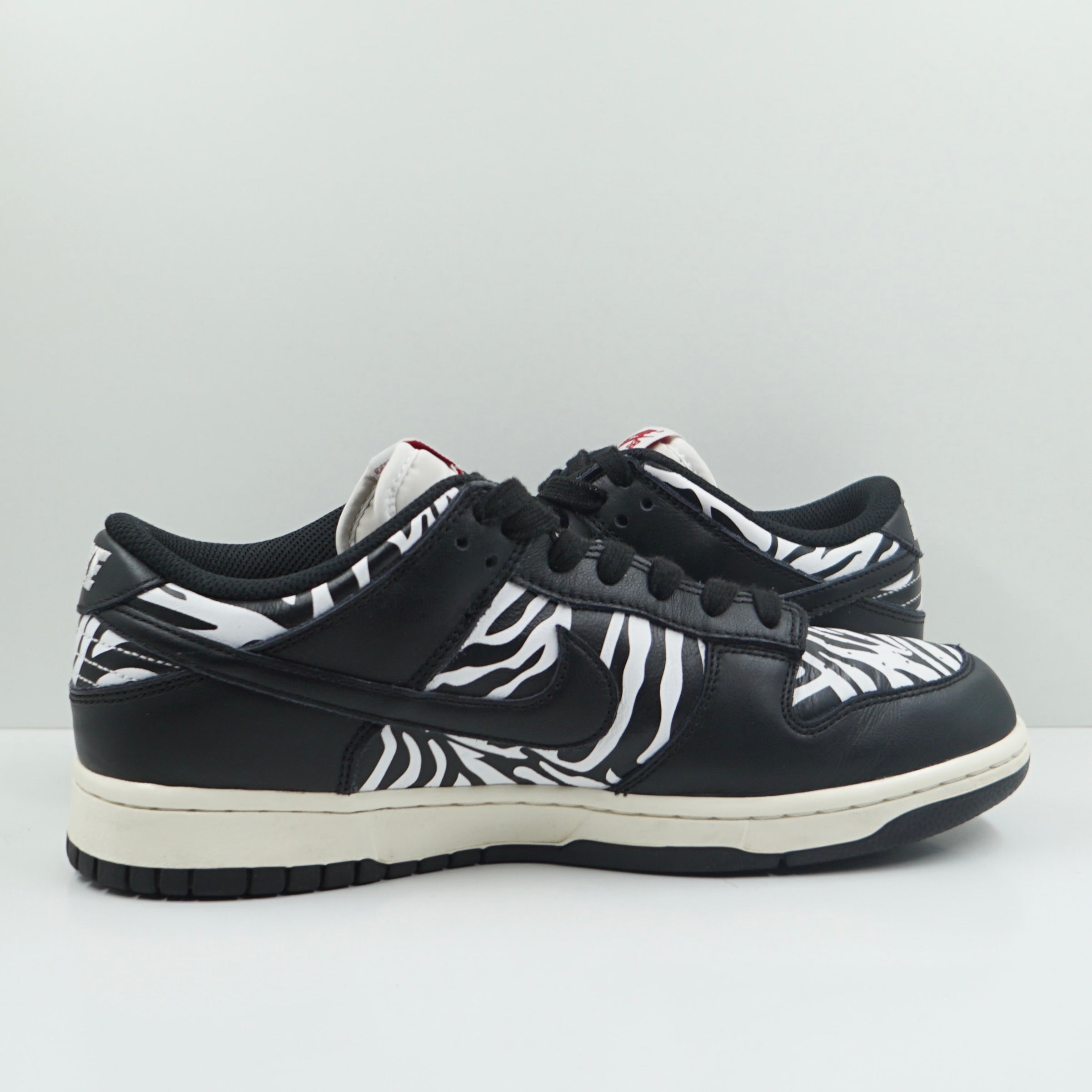 Nike SB Dunk Low OG QS Quartersnacks Zebra