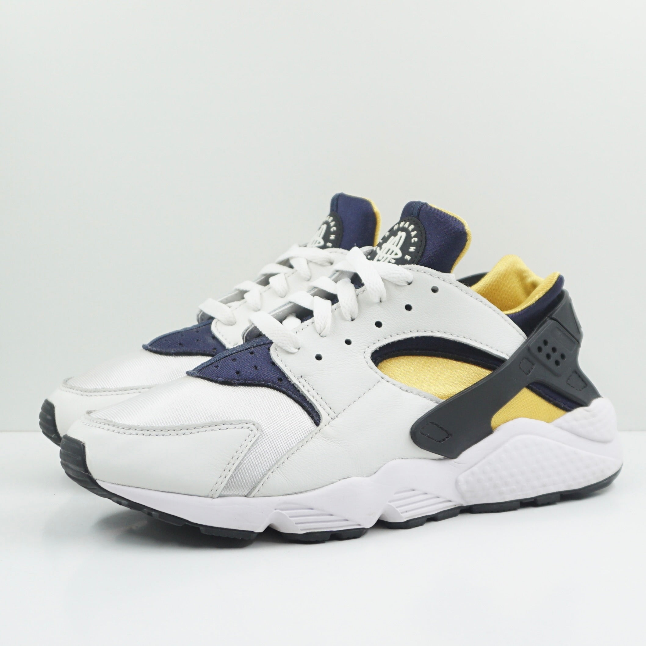 Nike Air Huarache Michigan