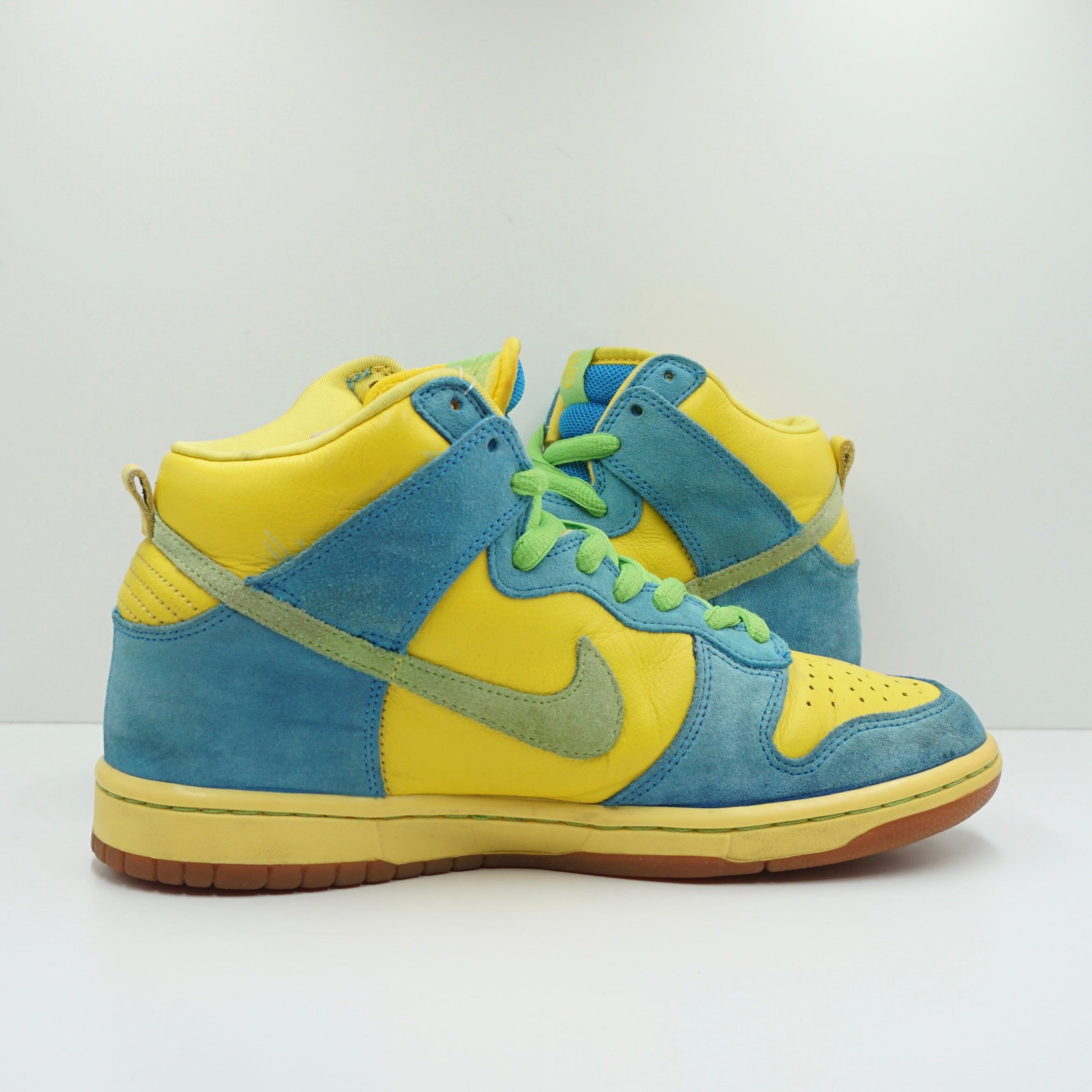 Nike Dunk High Pro SB Marge Simpson