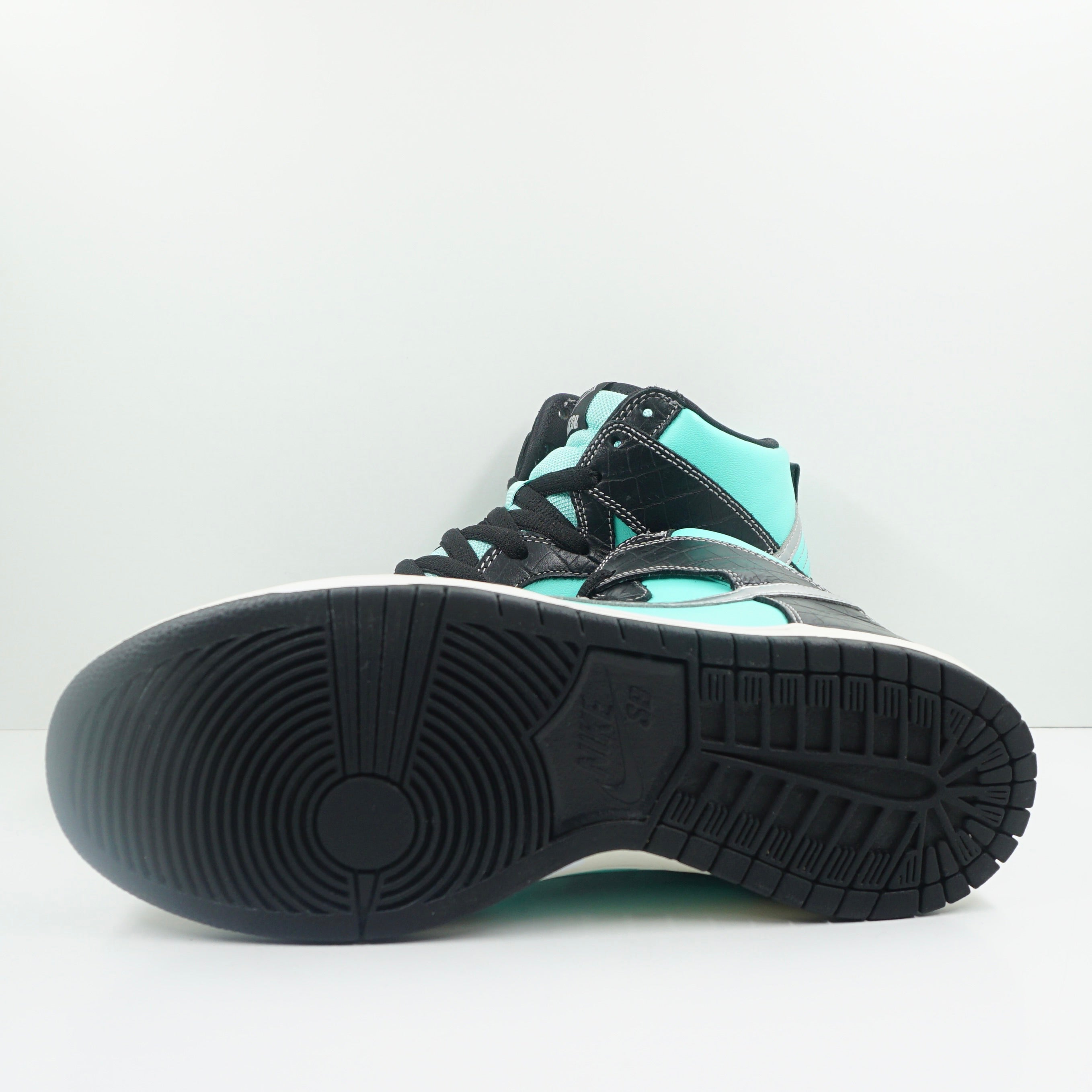 Nike SB Dunk High Diamond Supply Co. Aqua Blue