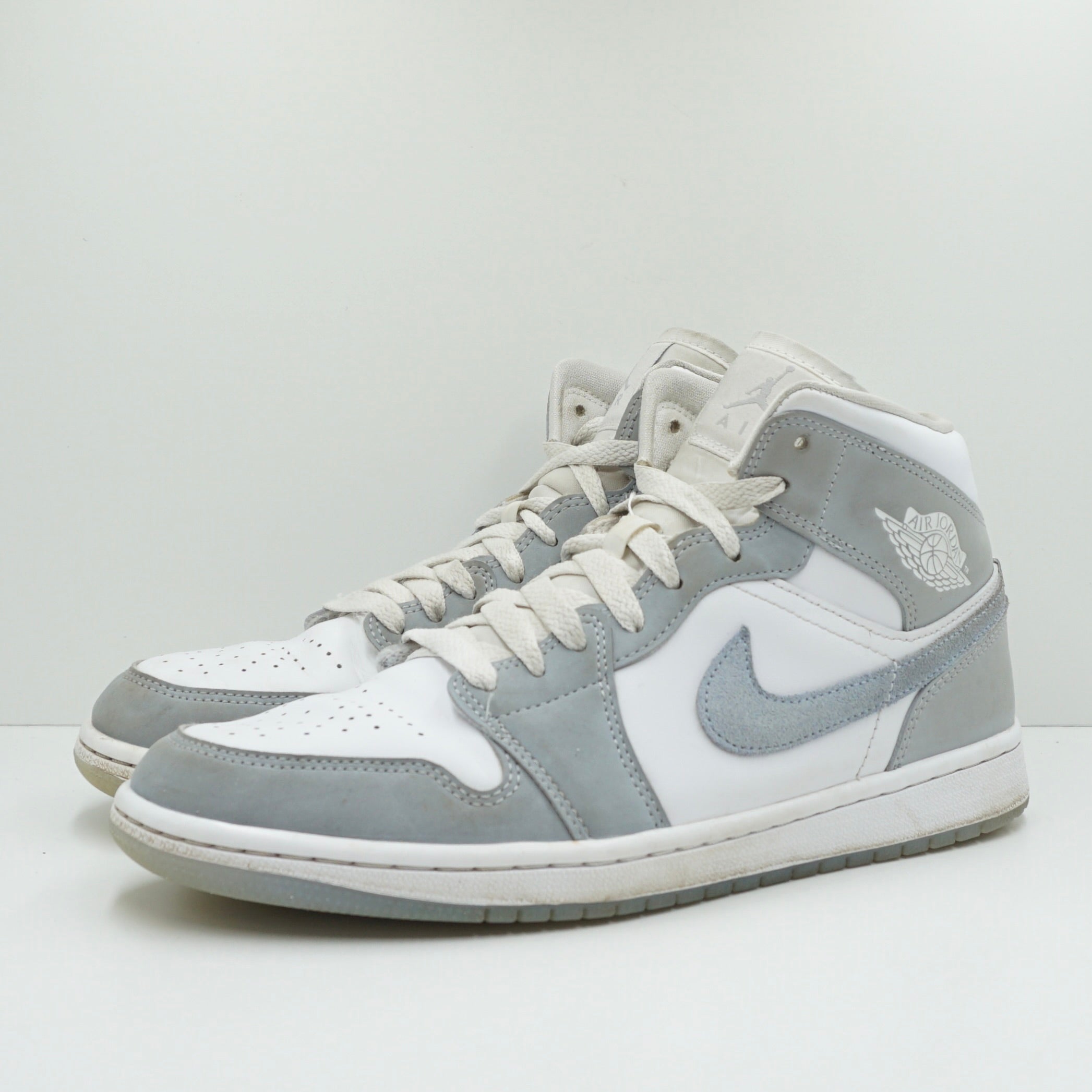 Jordan 1 Mid Wolf Grey Aluminum (W)