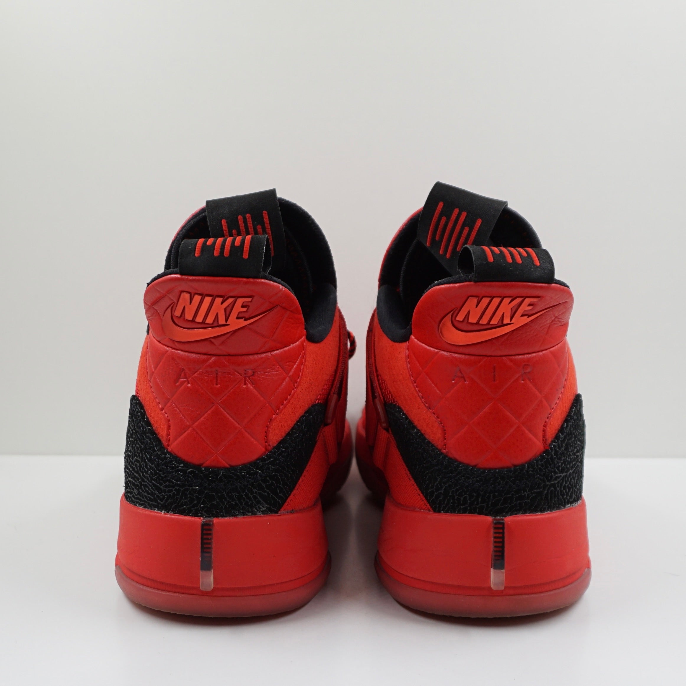 Jordan XXXIII University Red