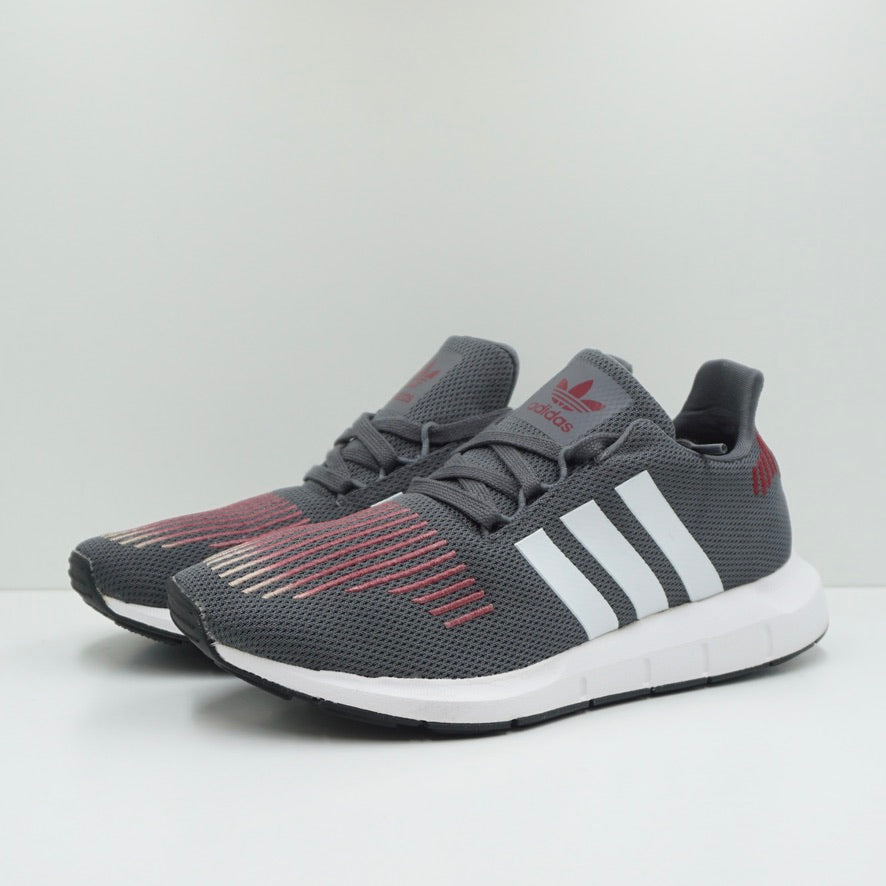Adidas Swift Run Grey