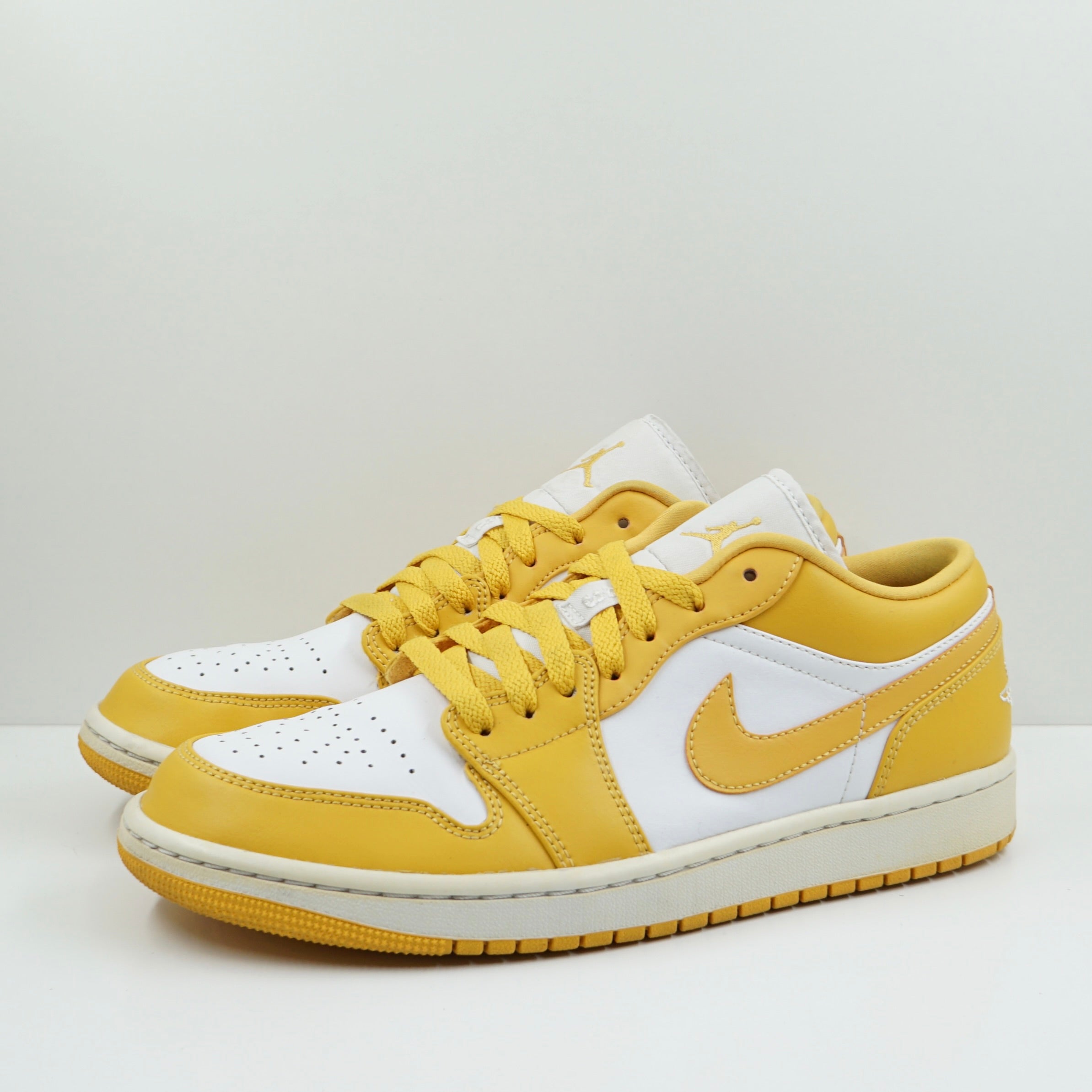 Jordan 1 Low Pollen
