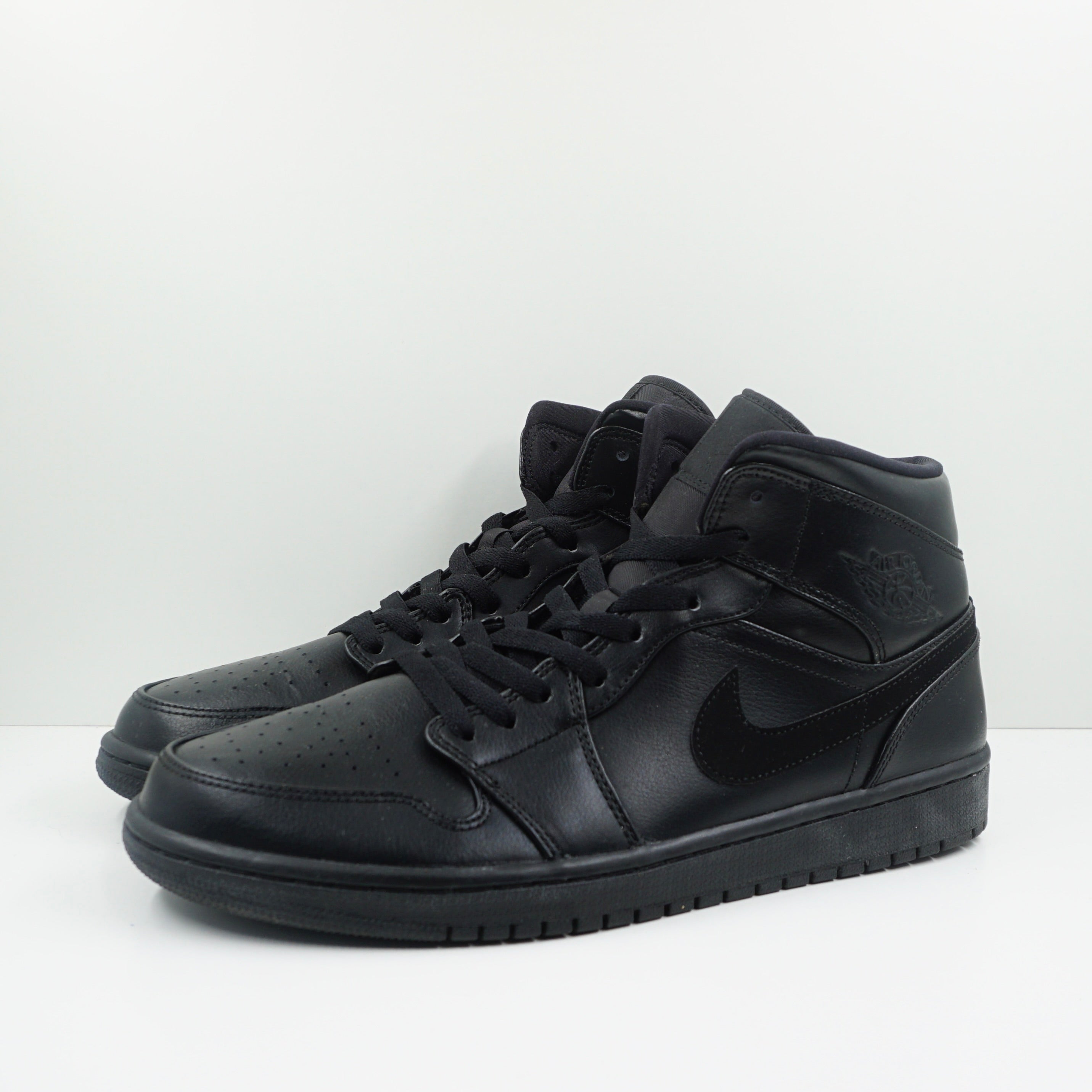 Jordan 1 Mid Black