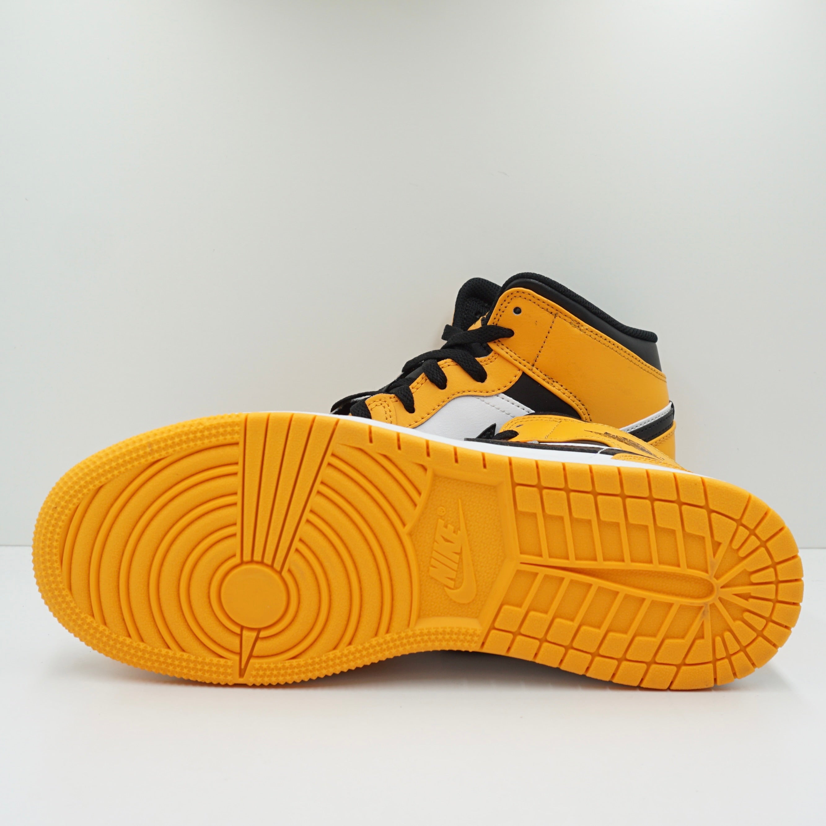 Jordan 1 Mid Taxi (GS)