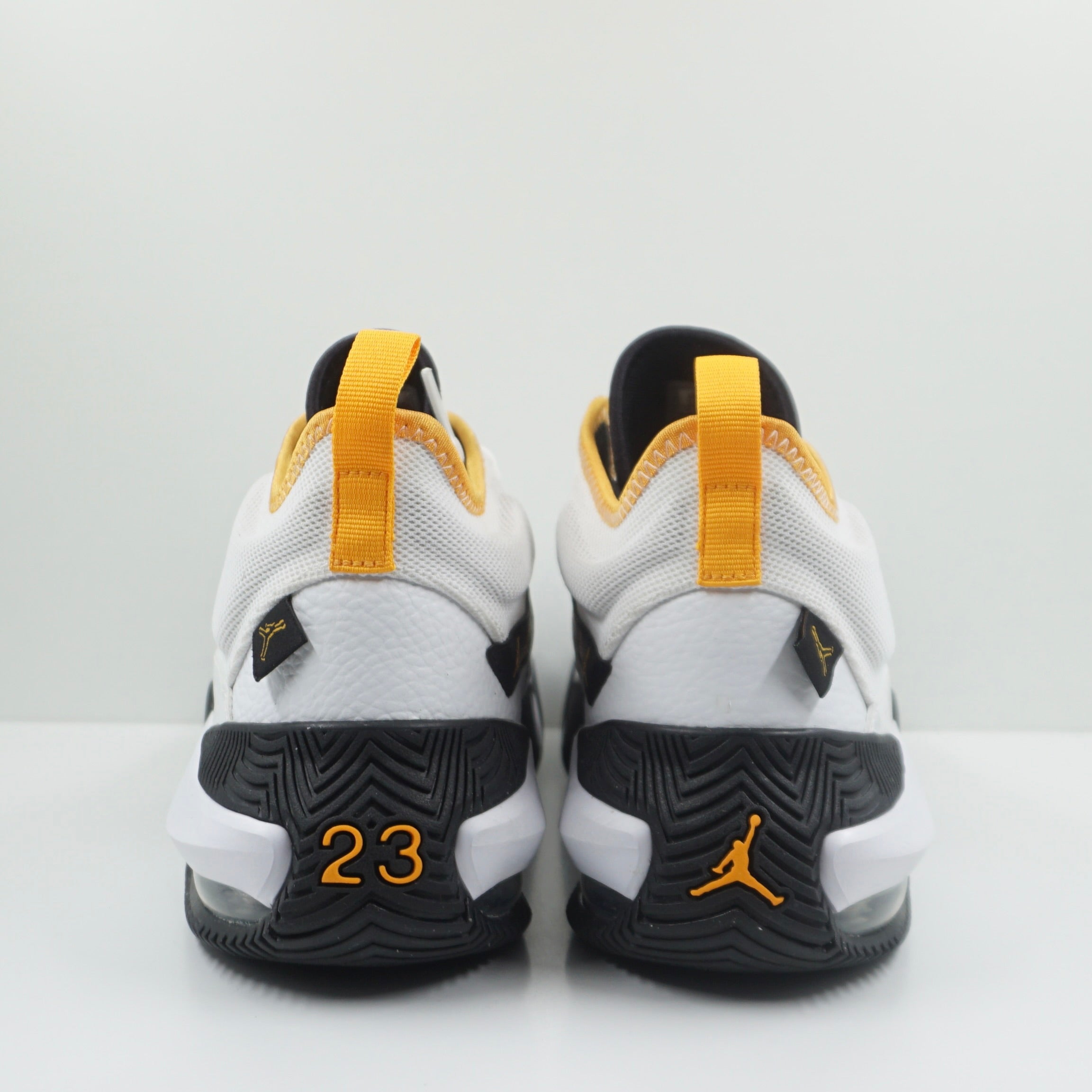 Jordan Stay Loyal 2 White Taxi Black