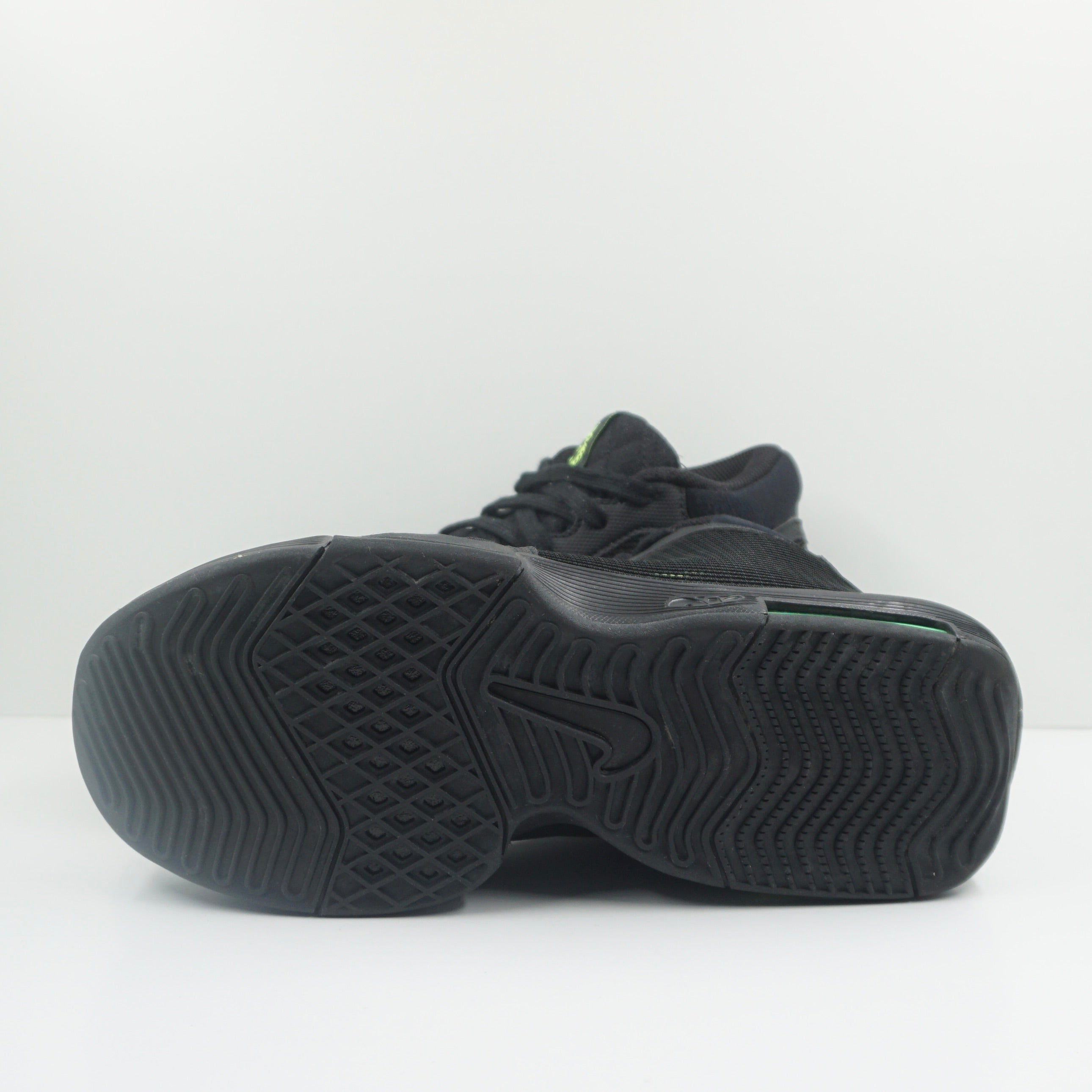 Nike LeBron Witness 8 Black Volt