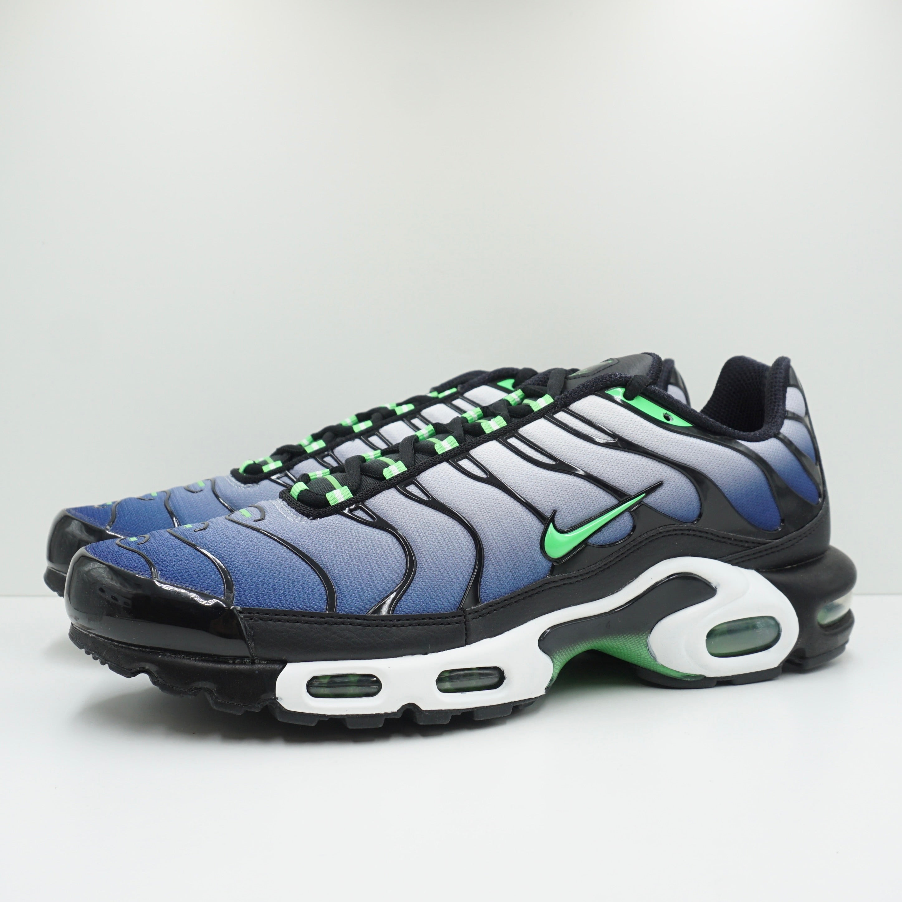 nike air max plus scream green