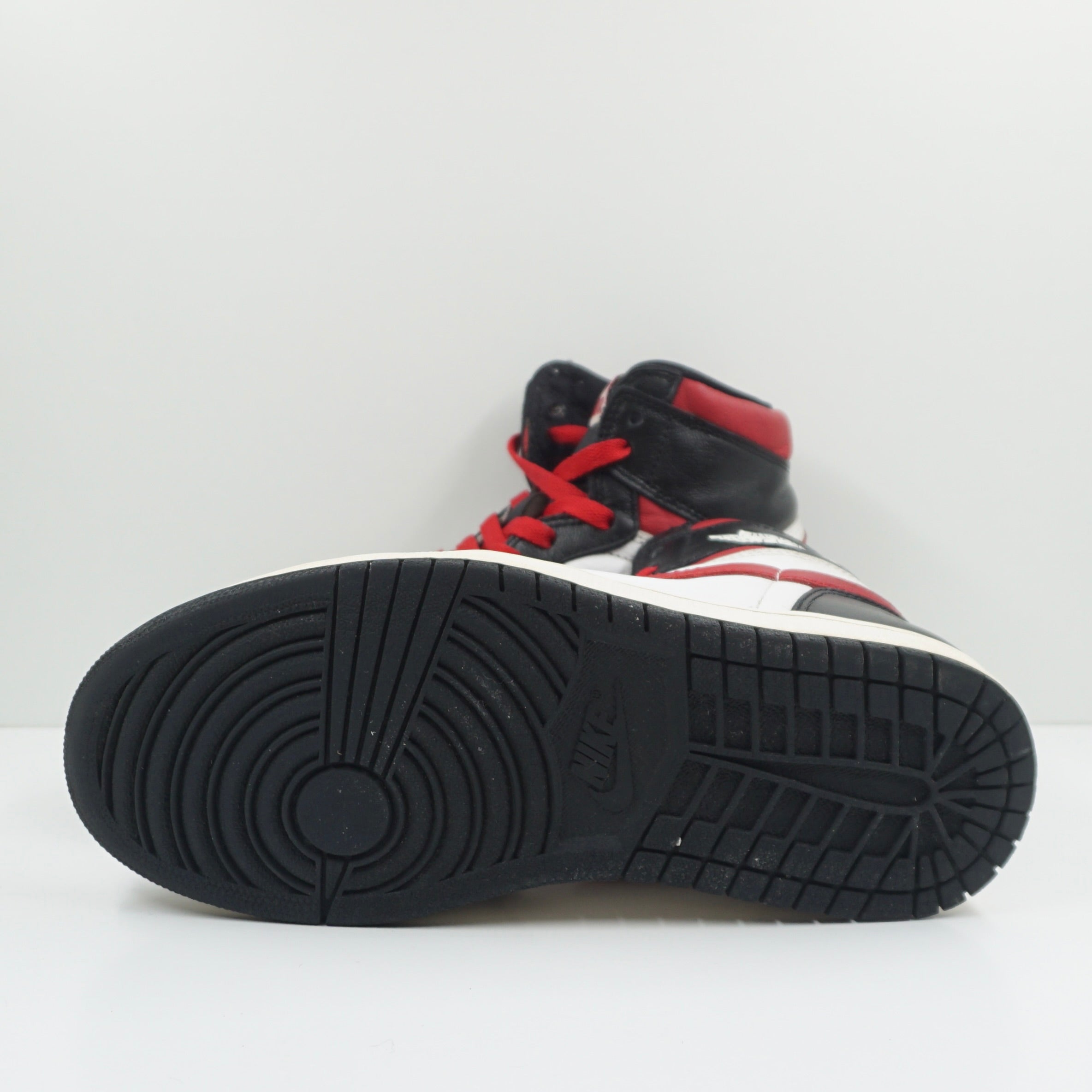 Jordan 1 Retro High Black Gym Red