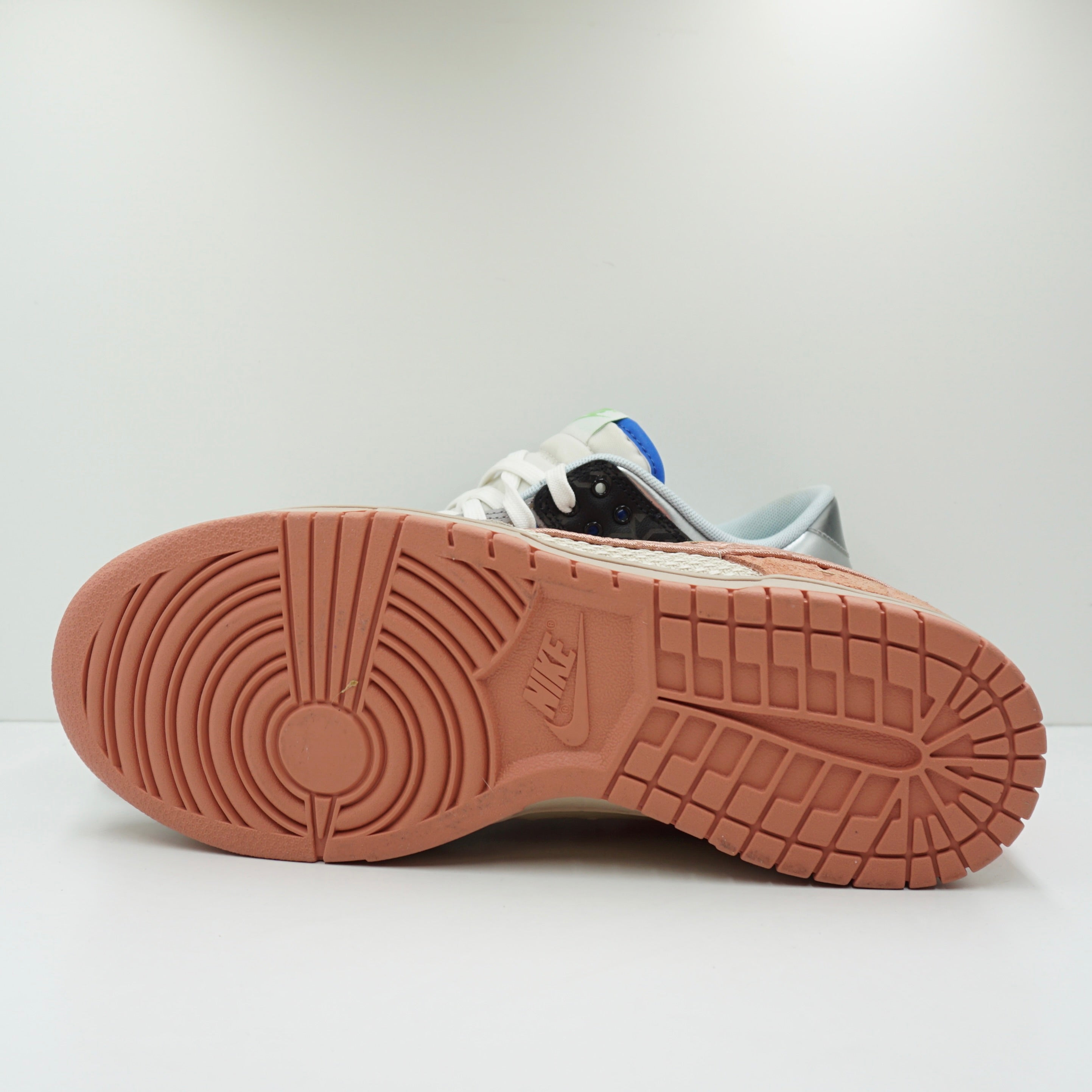 Nike Dunk Low SP What The CLOT