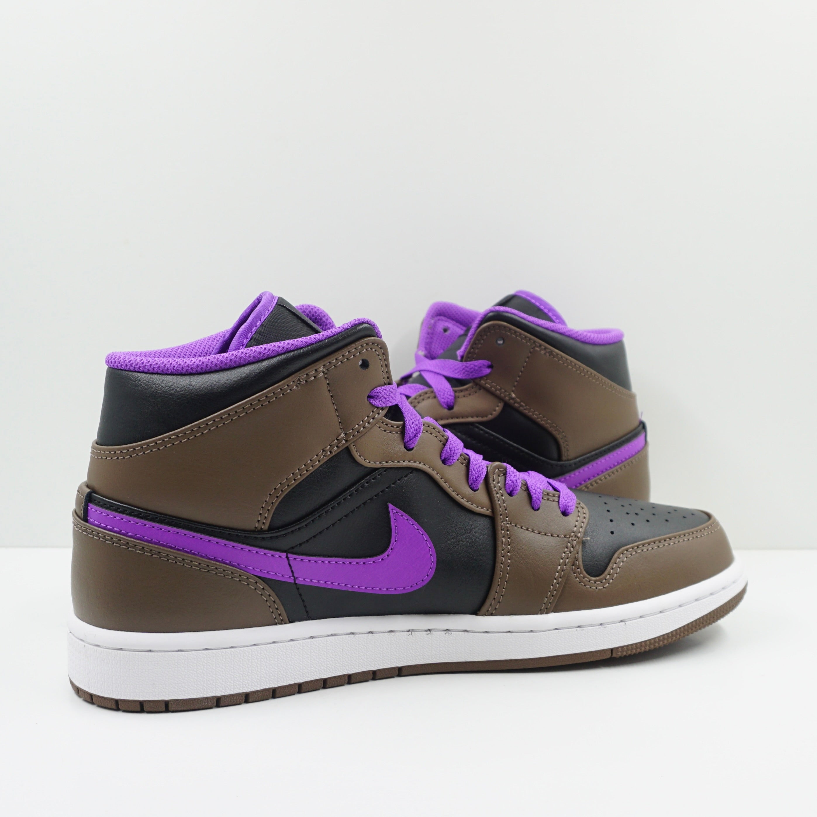 Jordan 1 Mid Purple Mocha