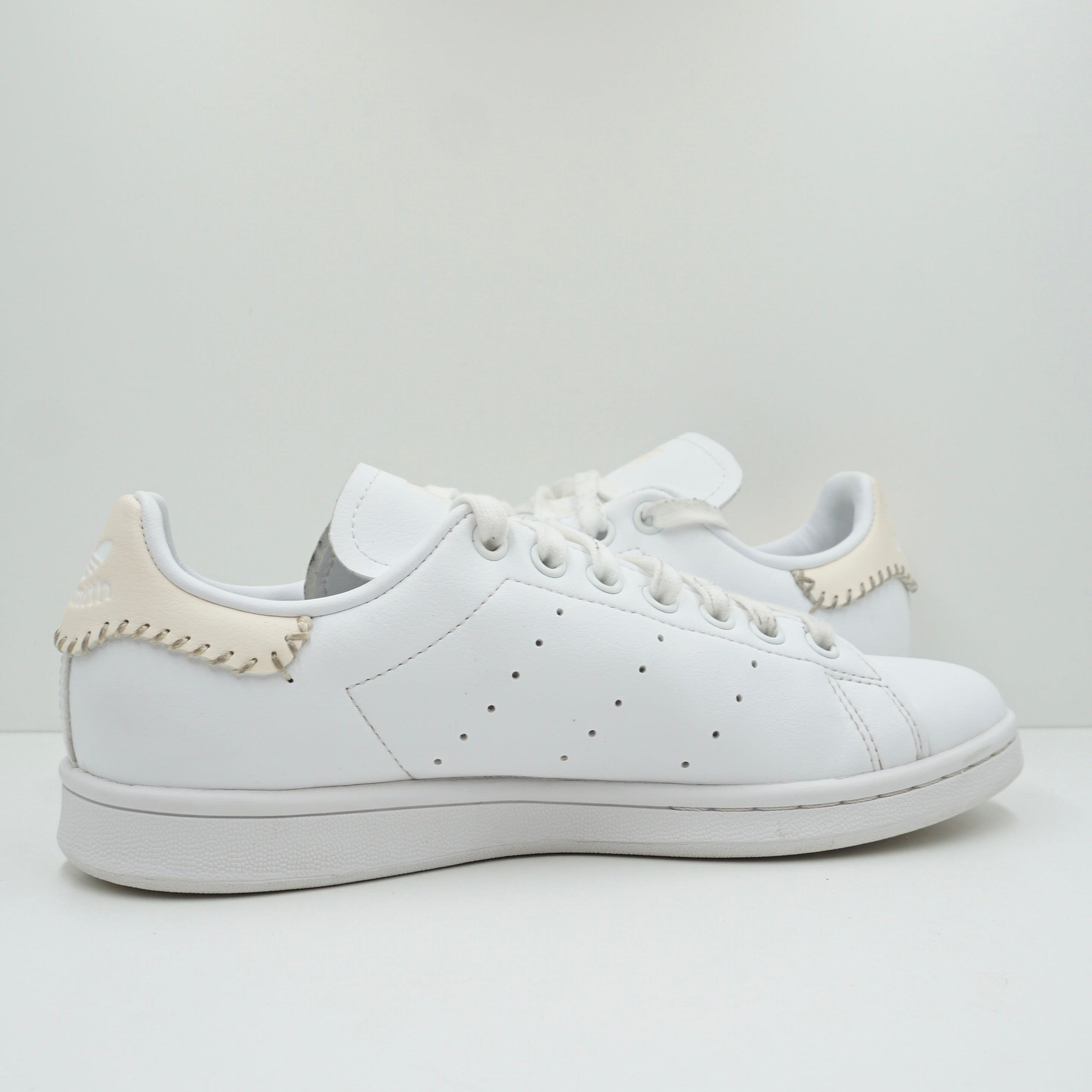 Adidas Stan Smith White Beige Stitch (W)