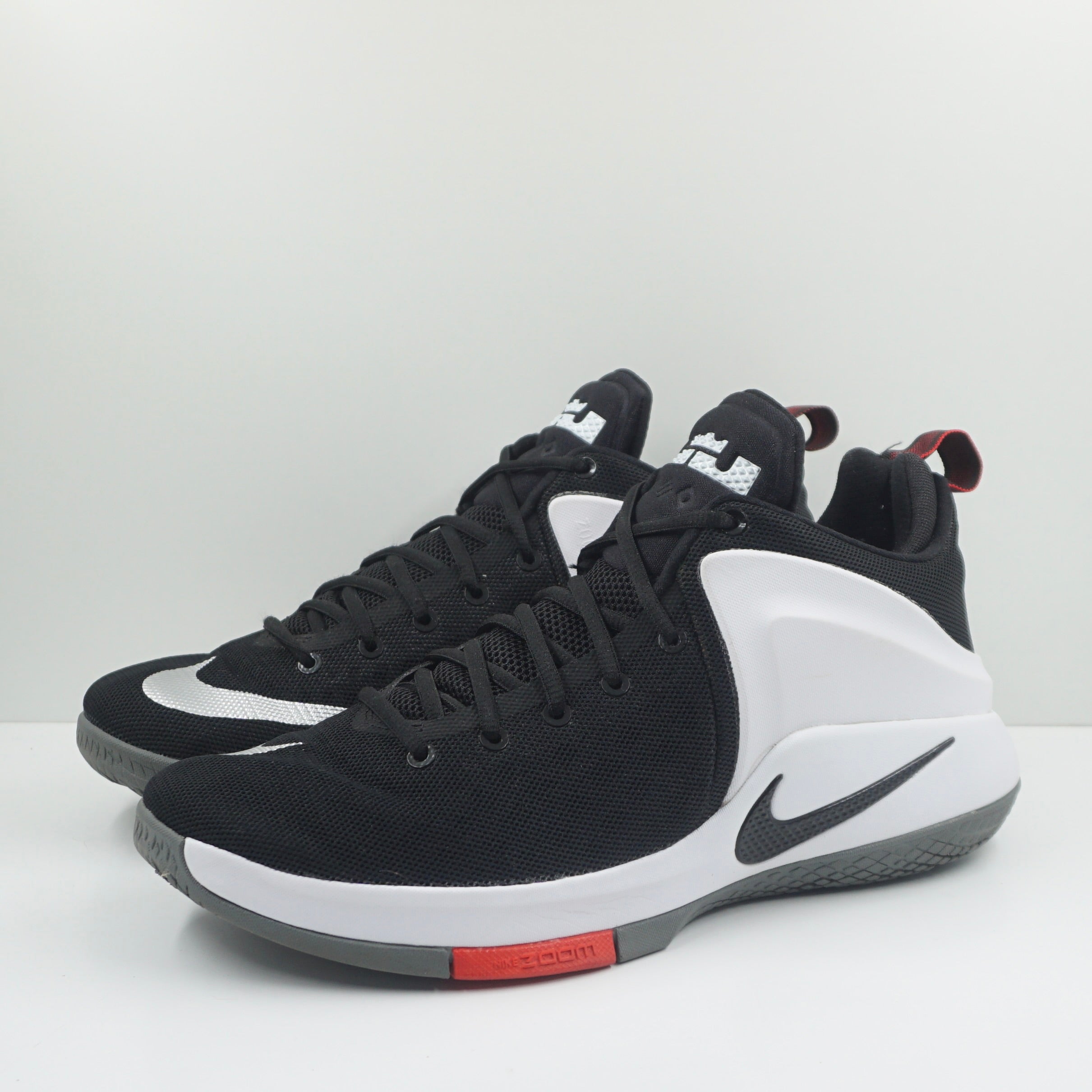 Nike Lebron Zoom Witness