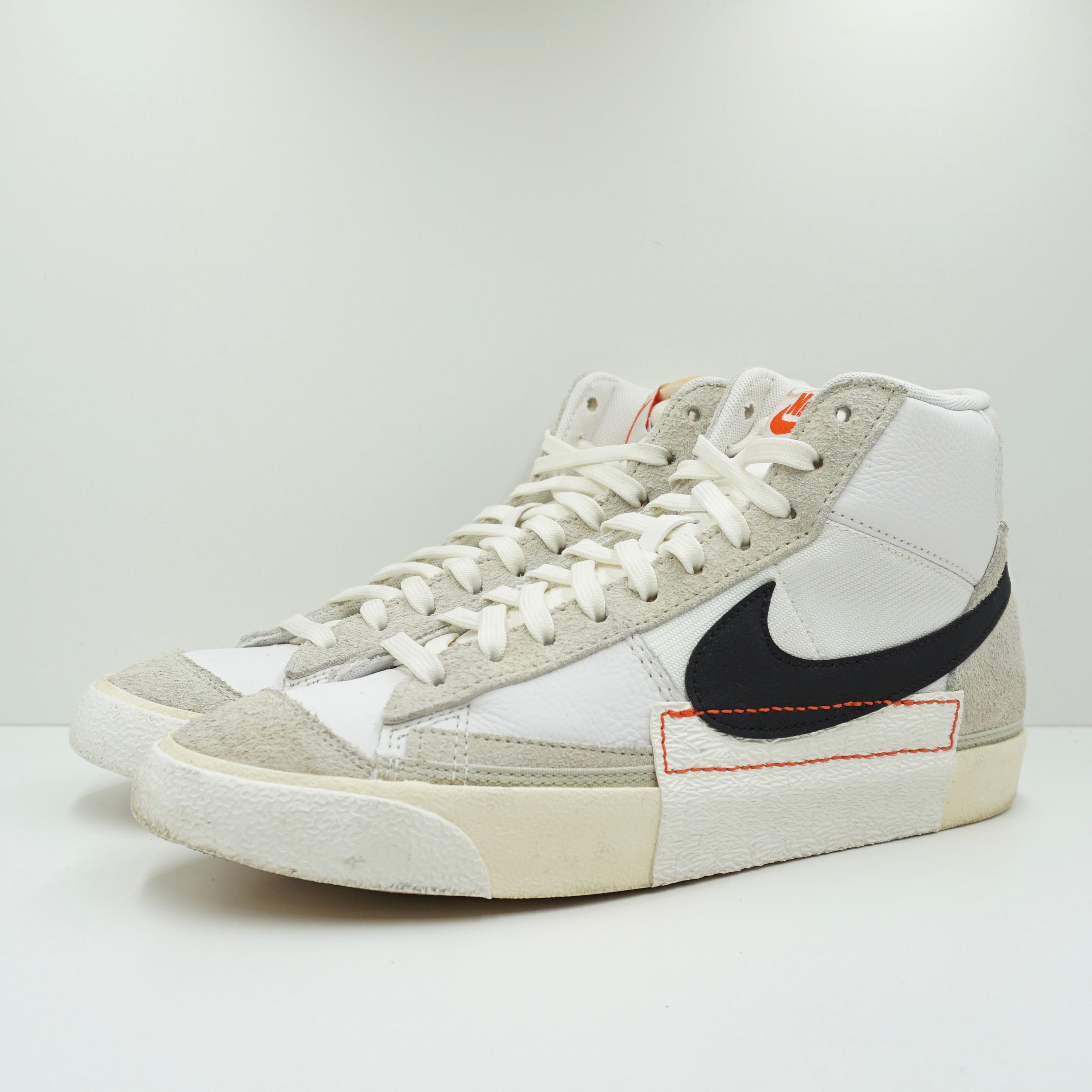 Nike Blazer Mid 77 Pro Club White Black Light Bone Summit White