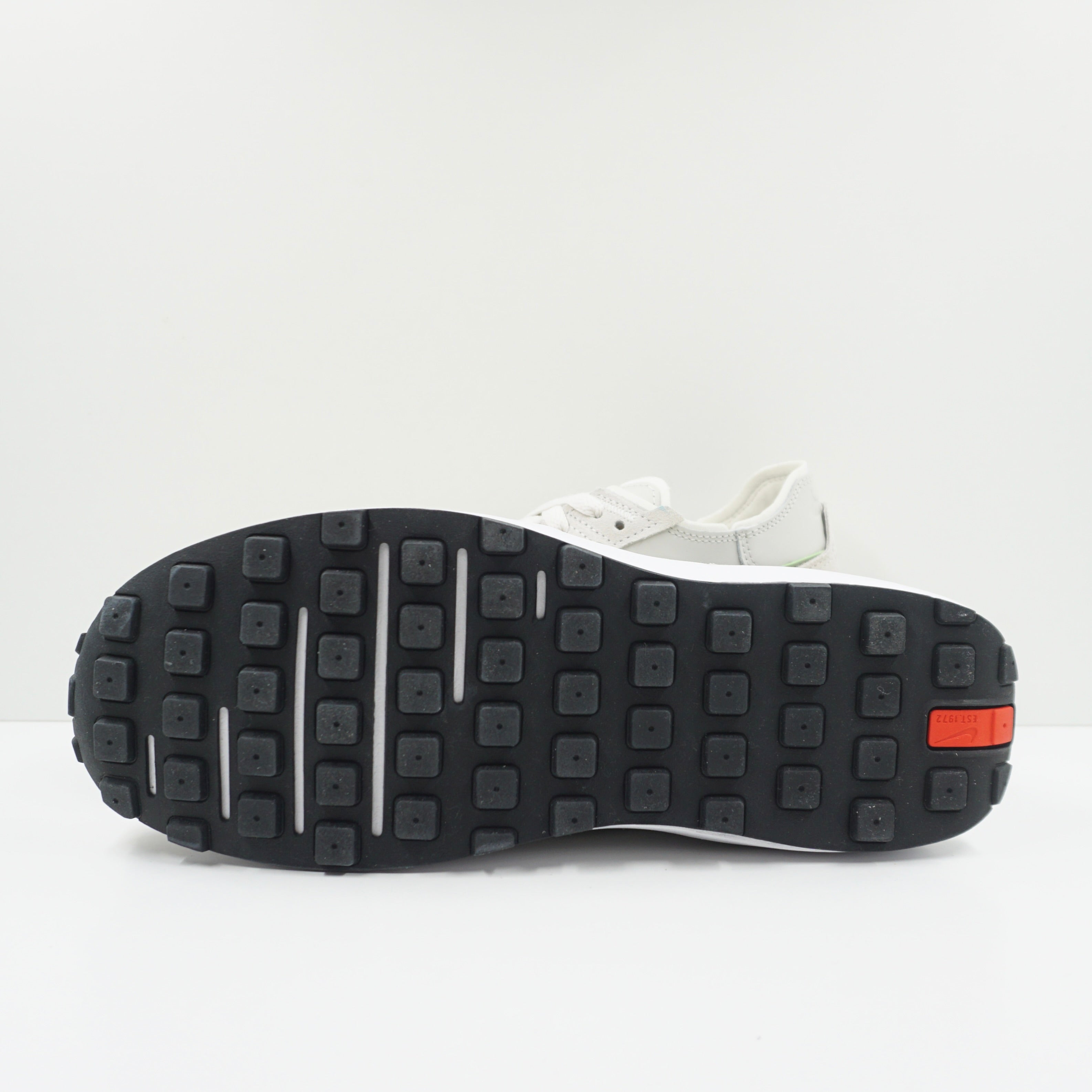 Nike Waffle One Leather Light Bone Oil Green