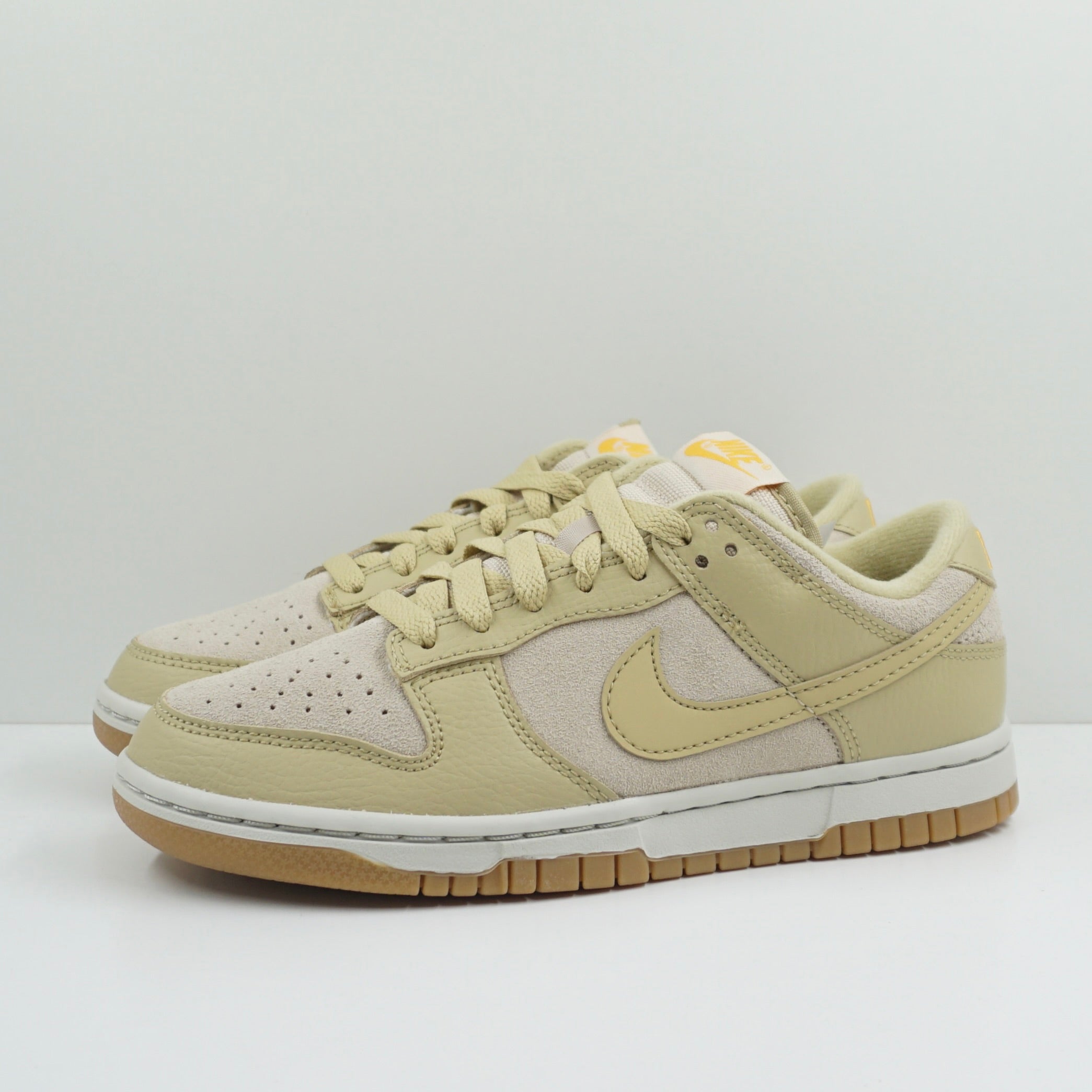 Nike Dunk Low Khaki Suede Gum