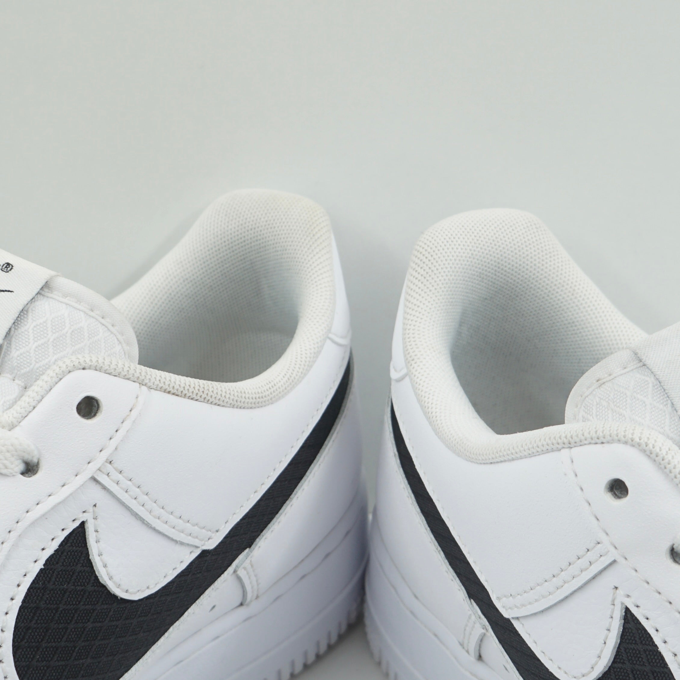 Nike Air Force 1 Low SE Nylon Swoosh White Black