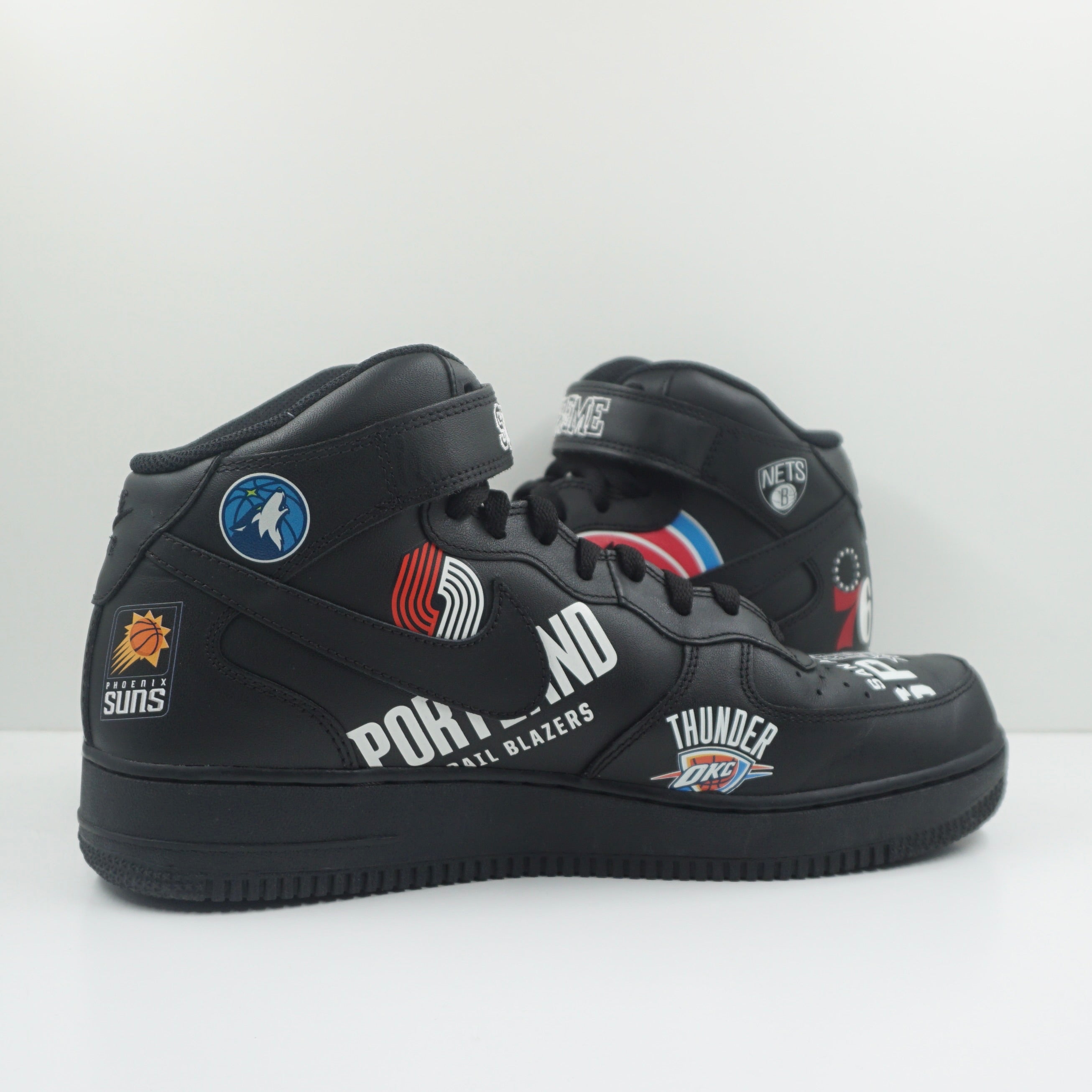 Nike Air Force 1 Mid Supreme NBA Black