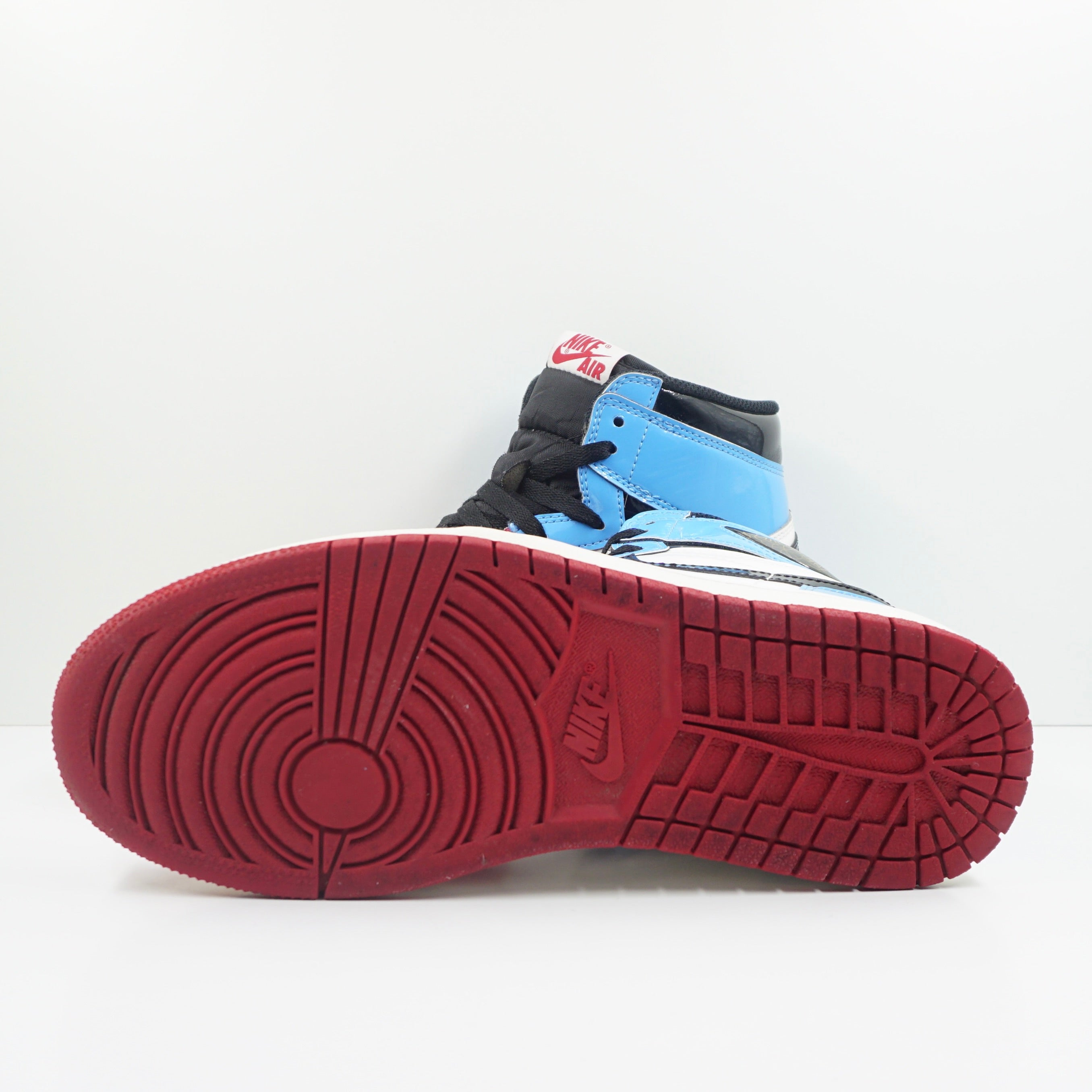 Jordan 1 Retro High Fearless UNC Chicago