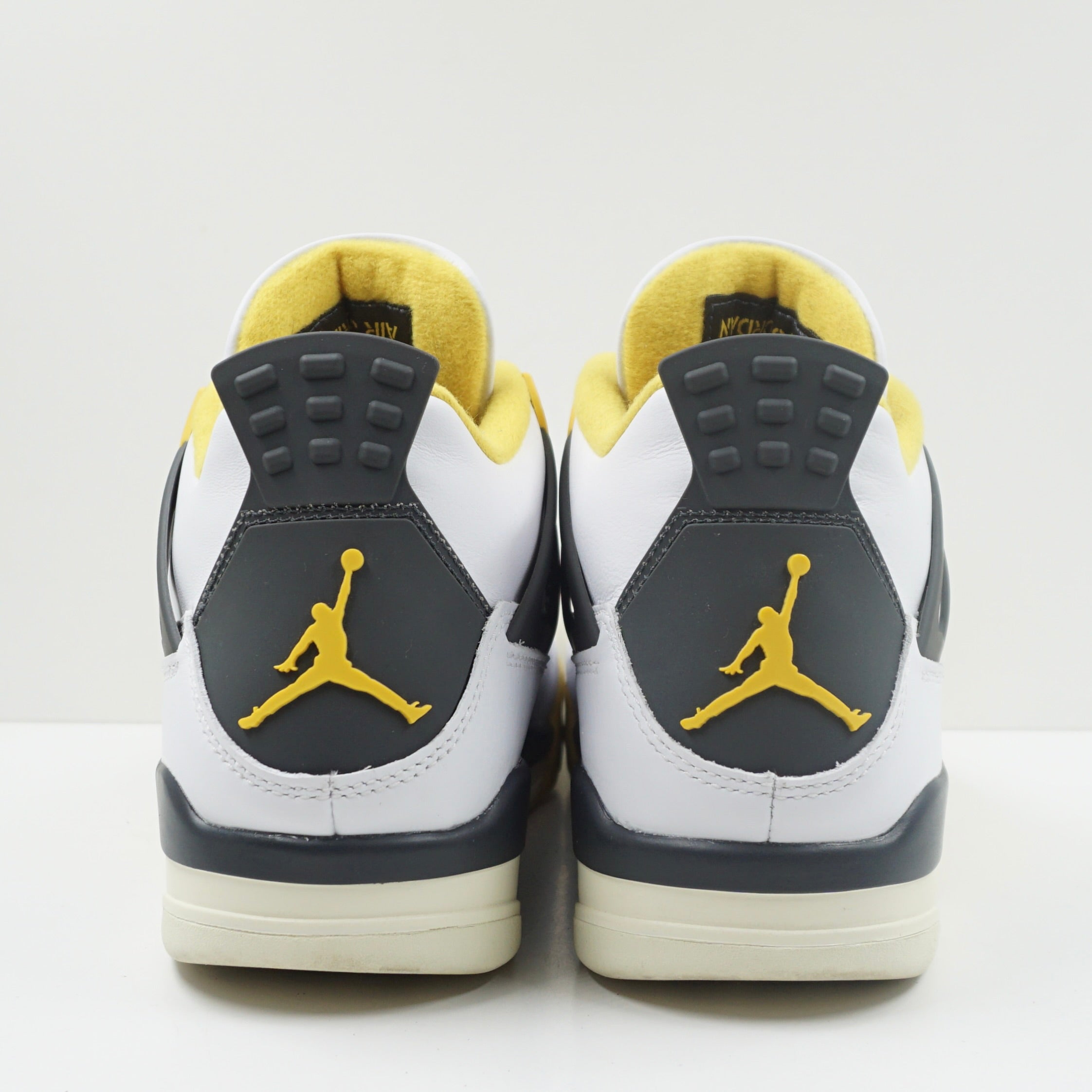 Jordan 4 Retro Vivid Sulfur (W)