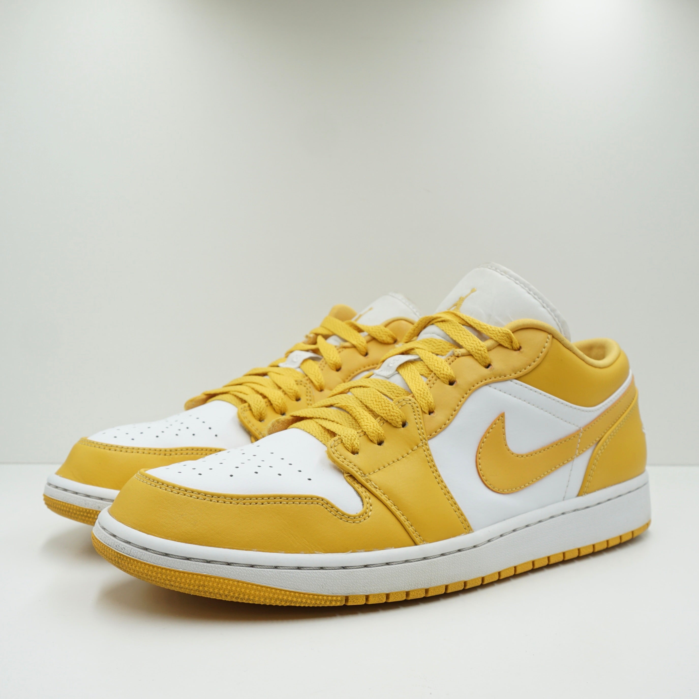 Jordan 1 Low Pollen