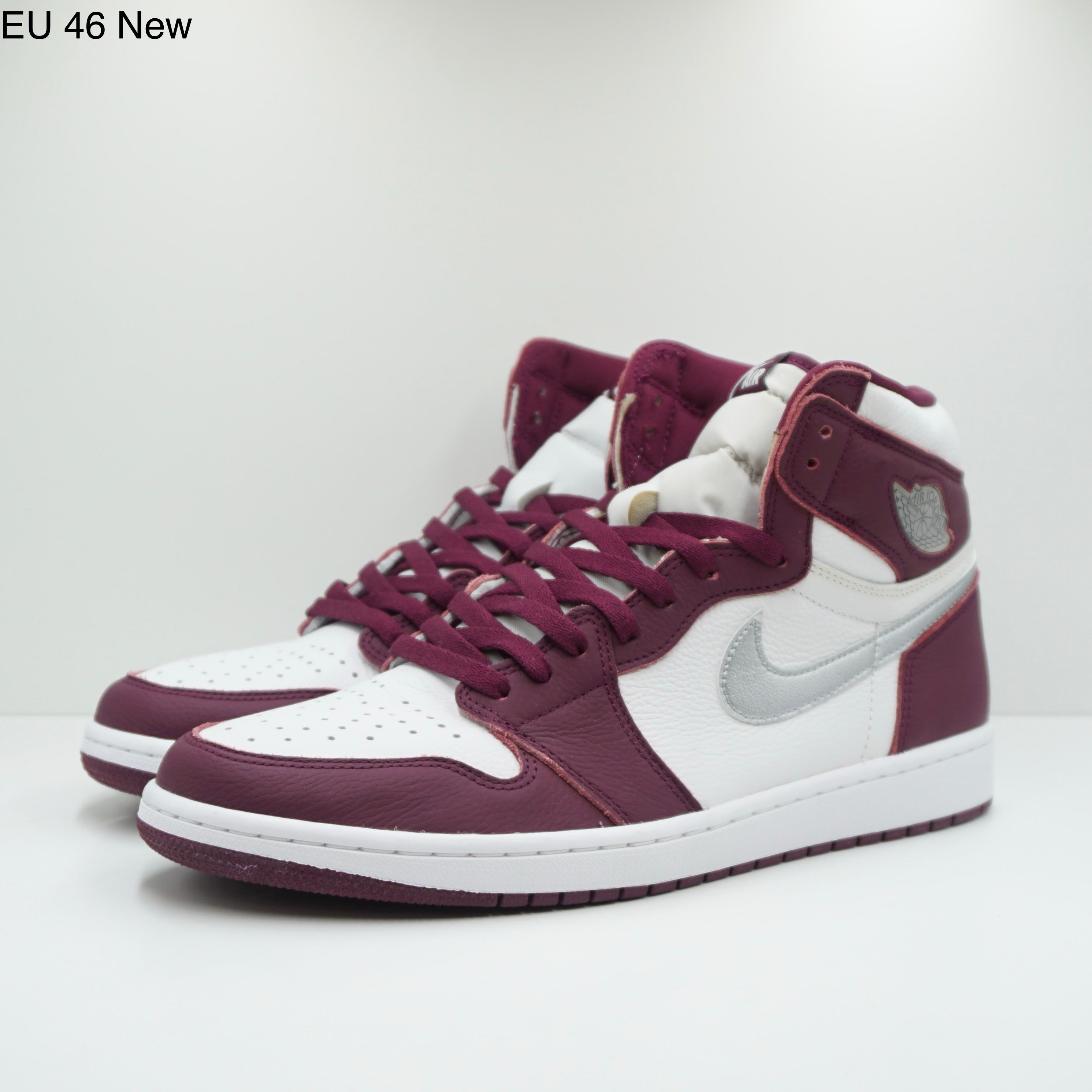 Jordan 1 Retro High OG Bordeaux