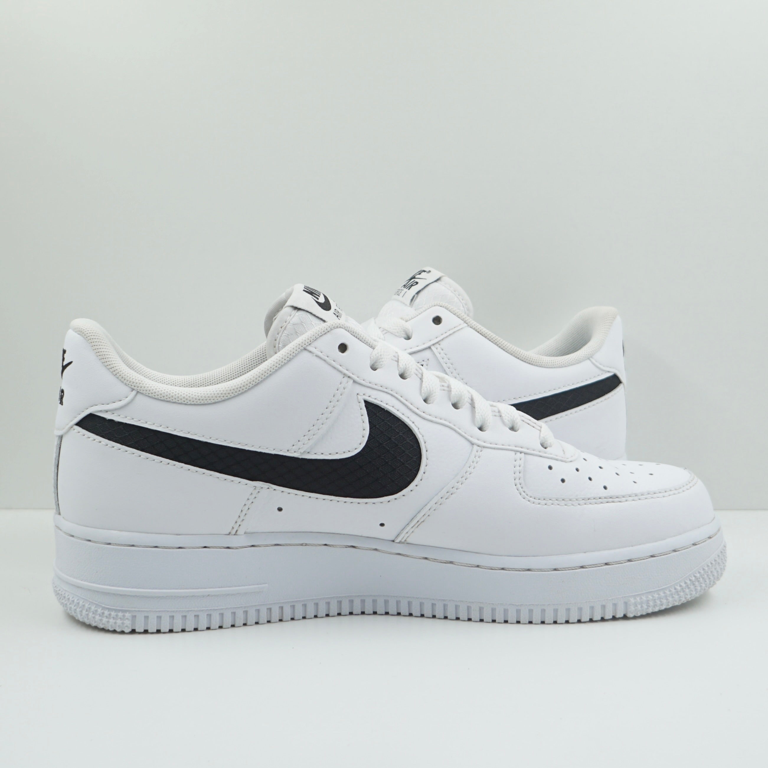 Nike Air Force 1 Low SE Nylon Swoosh White Black