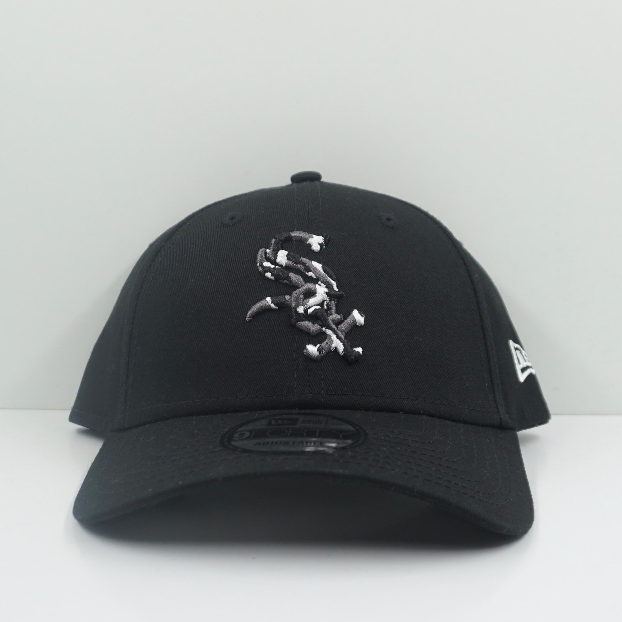 New Era Chicago White Sox Camo Logo Black Adjustable Cap