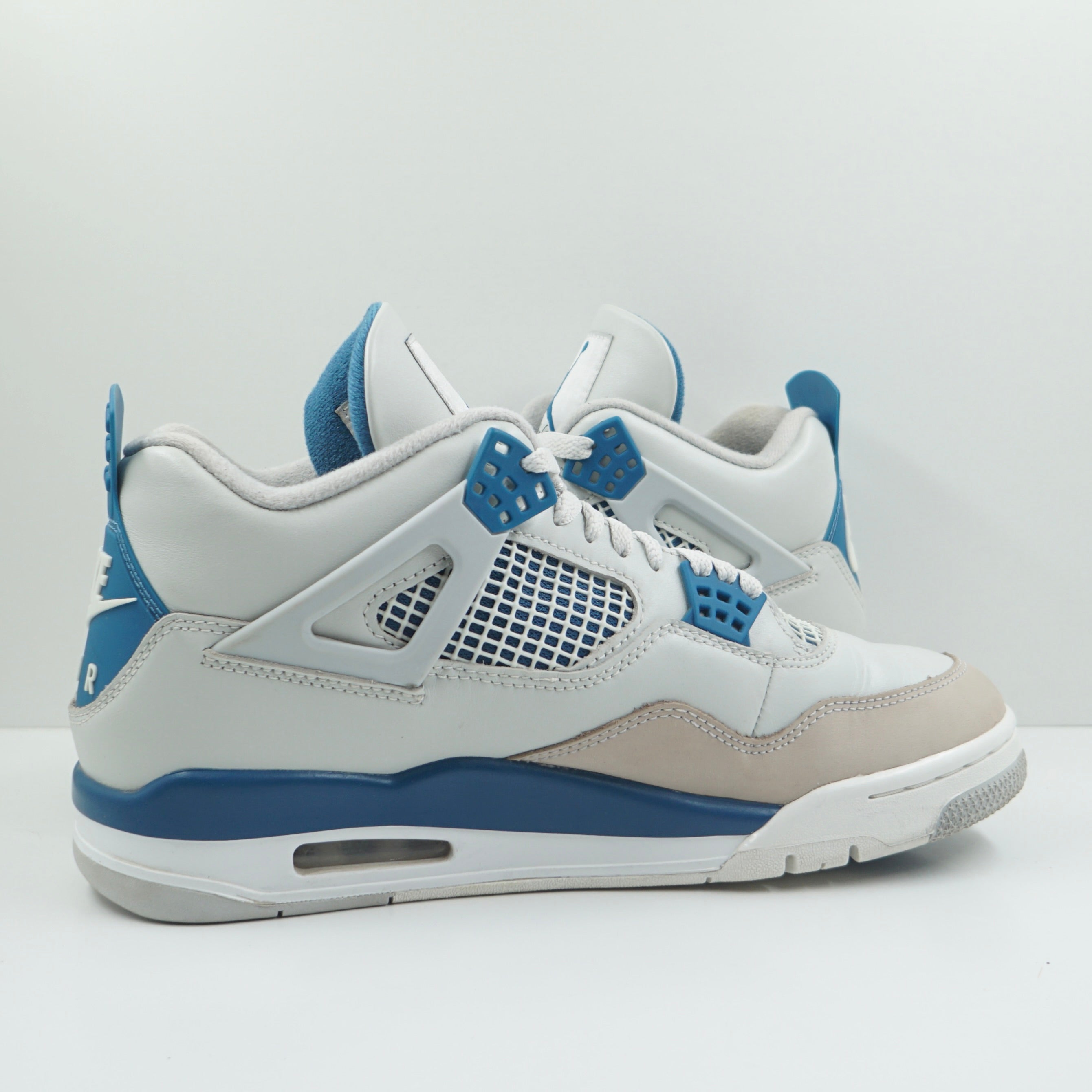 Jordan 4 Retro Military Blue (2024)