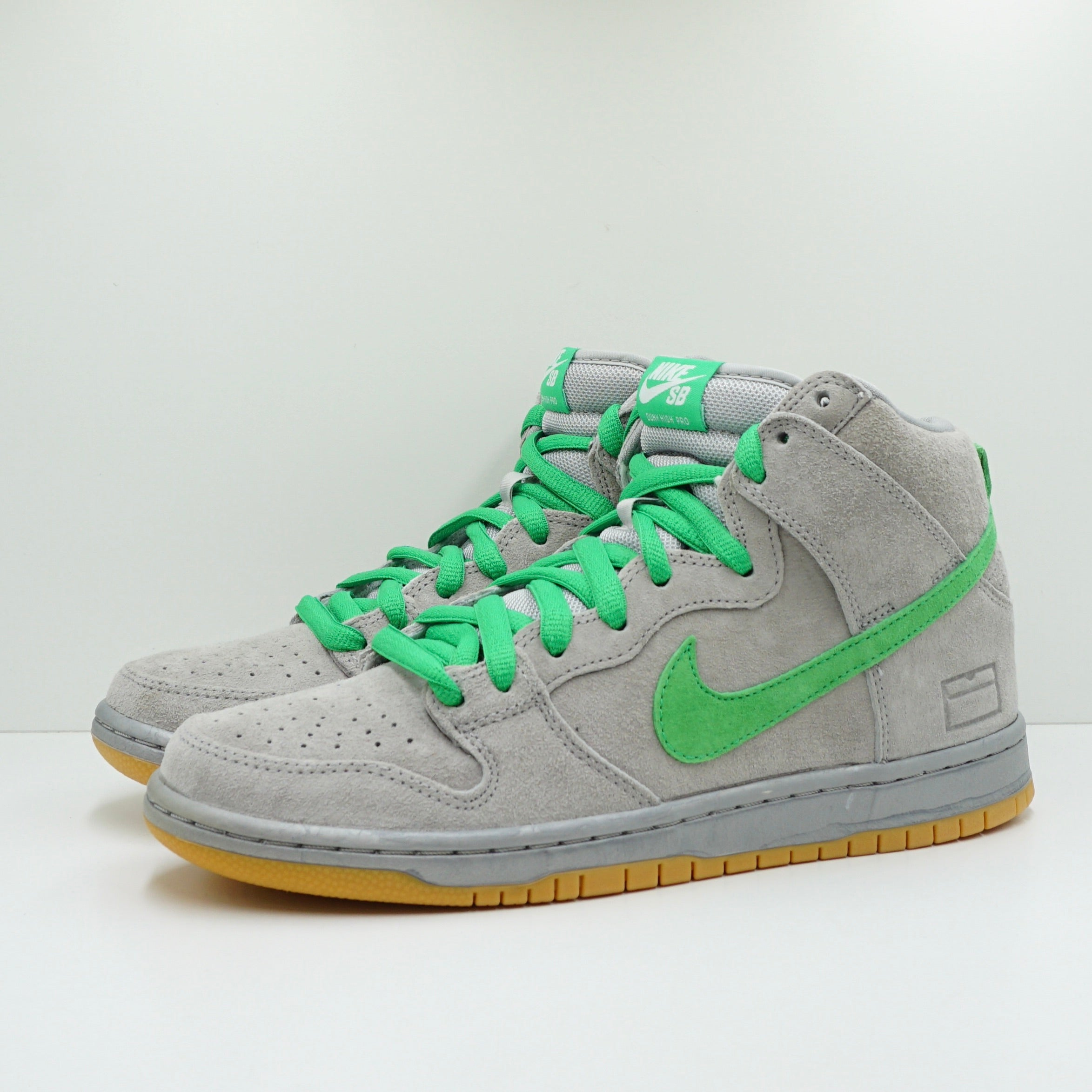 Nike SB Dunk High Silver Box