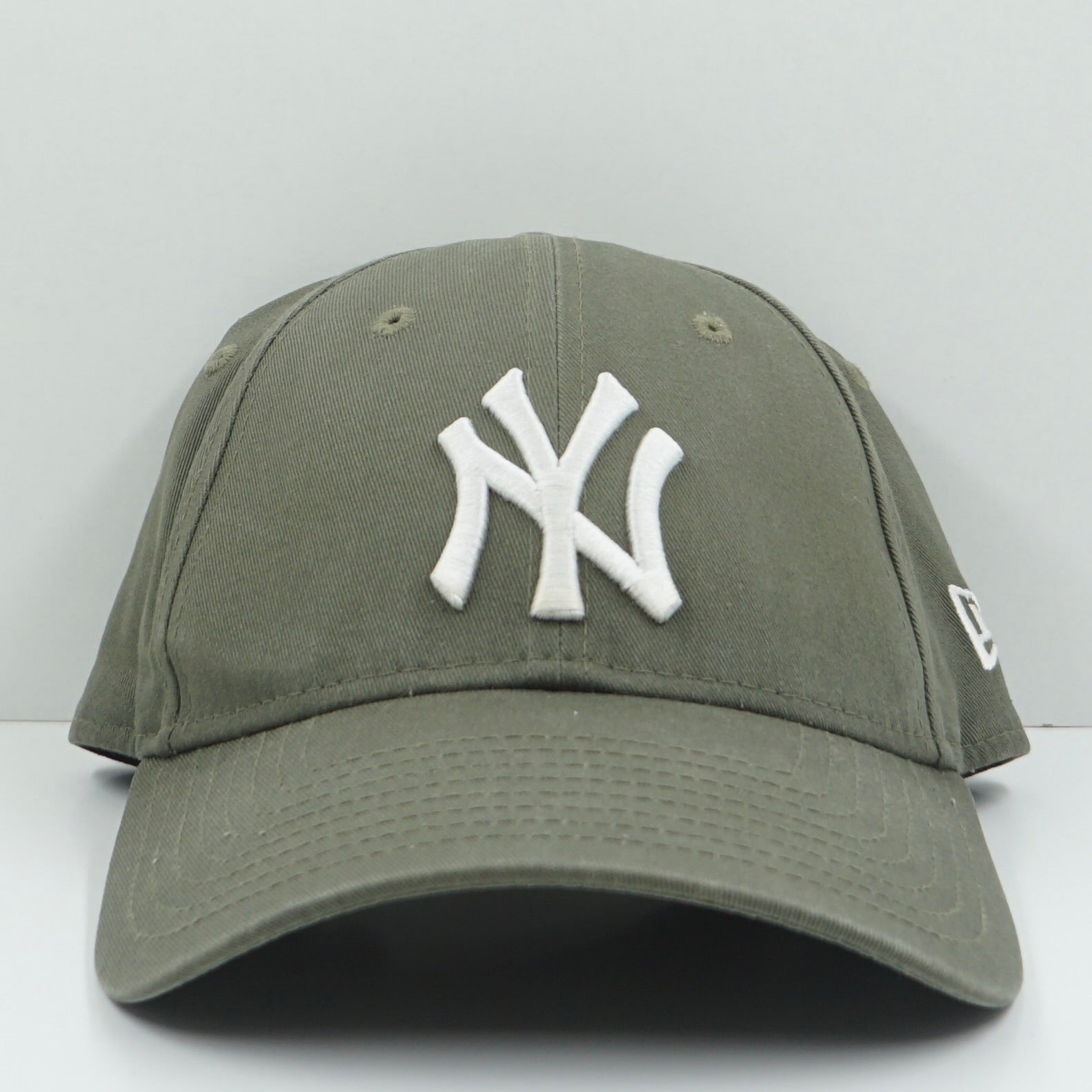New Era New York Yankees 9Forty Olive Adjustable Cap
