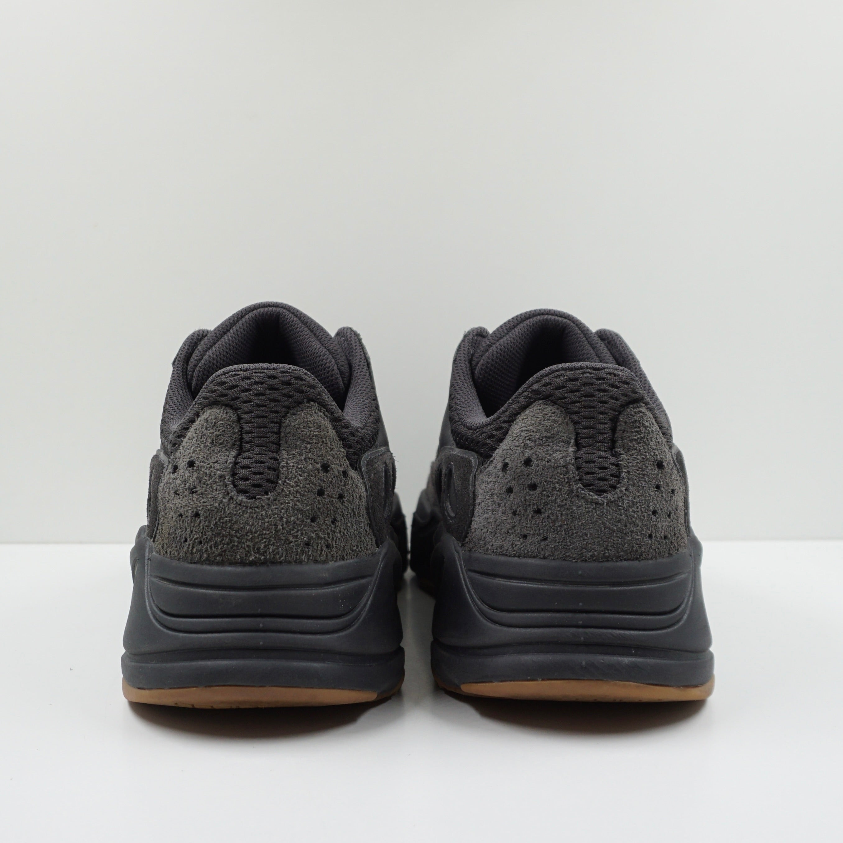 Adidas Yeezy Boost 700 Utility Black