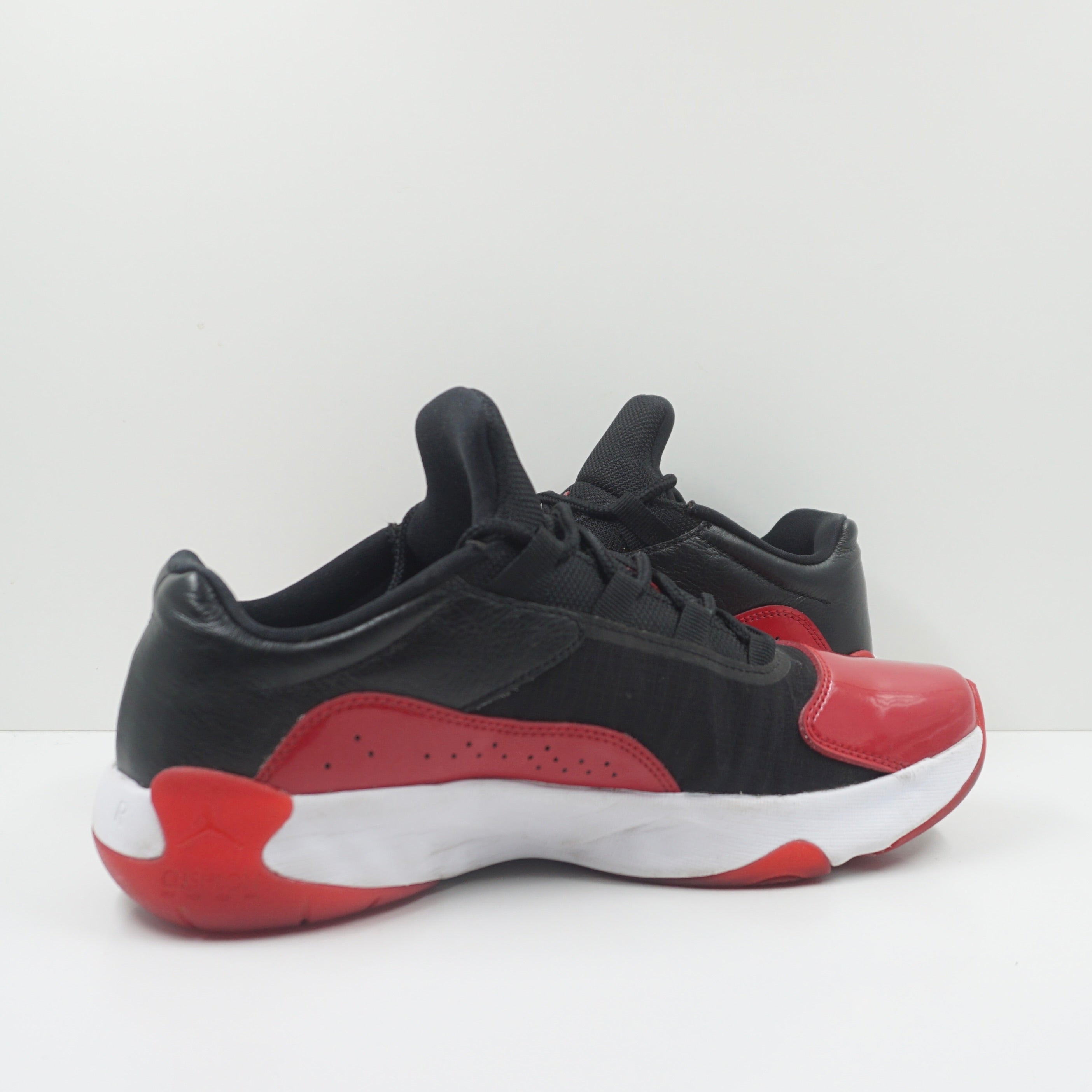 Jordan 11 CMFT Low Bred (W)