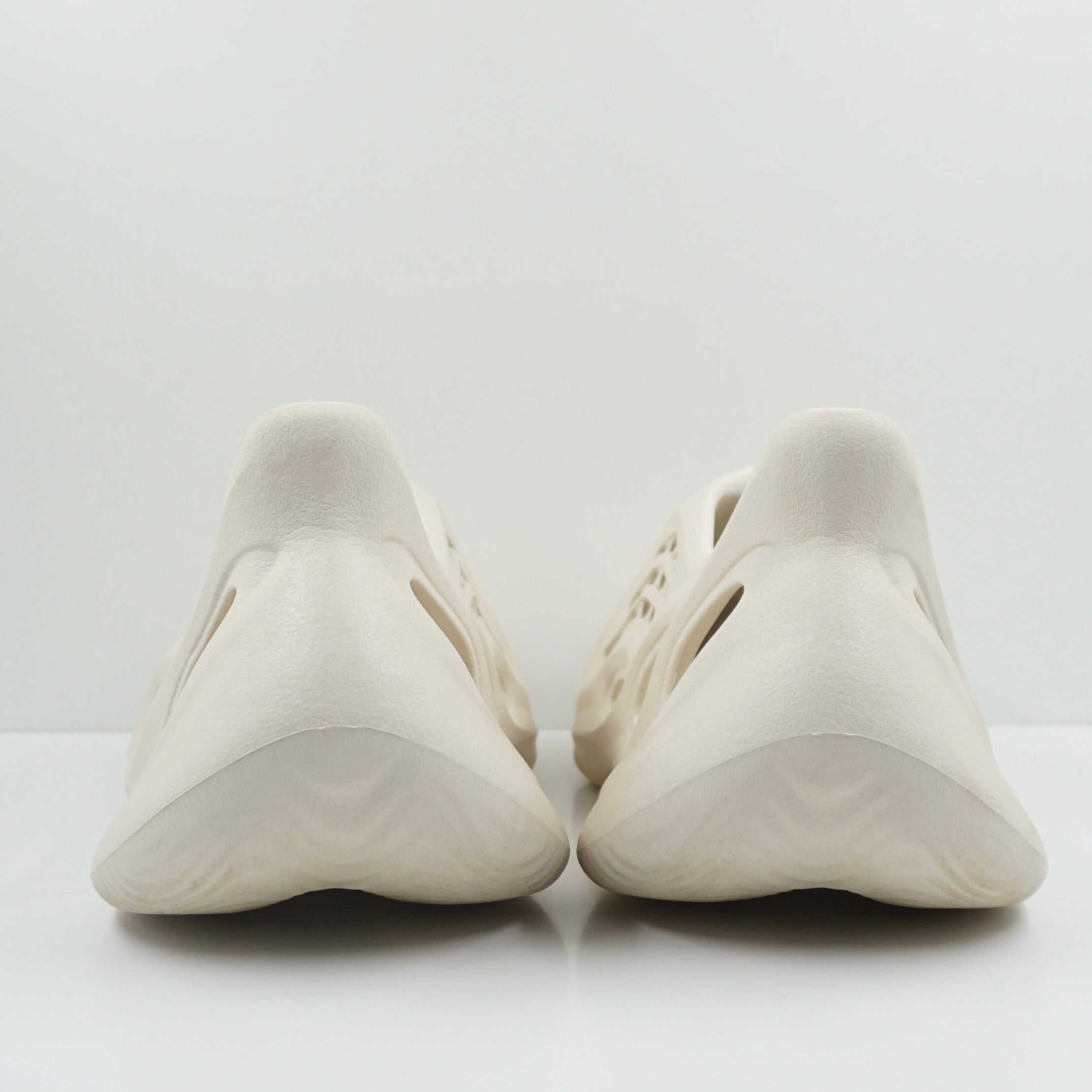 men adidas yeezy foam rnnr sand