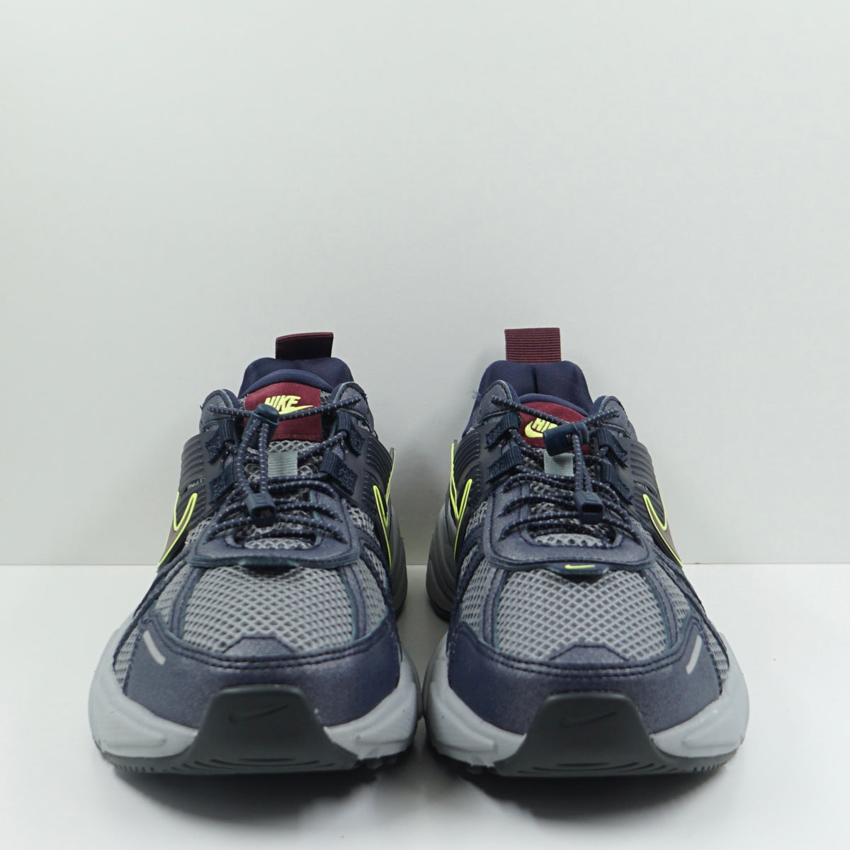Nike V2K Run Luminous (W)