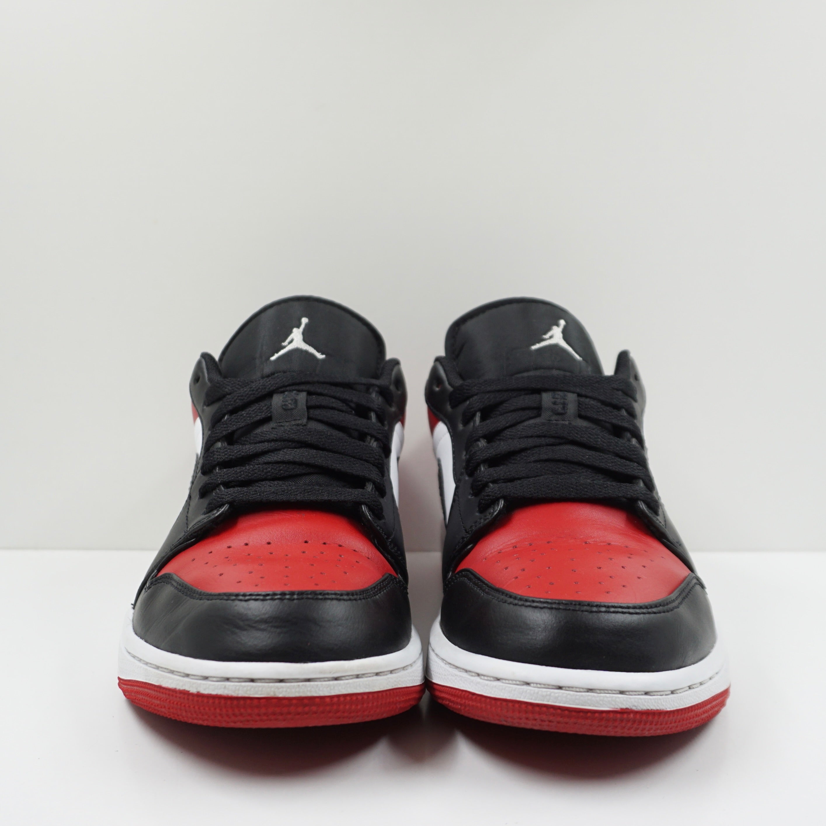 Jordan 1 Low Bred Toe