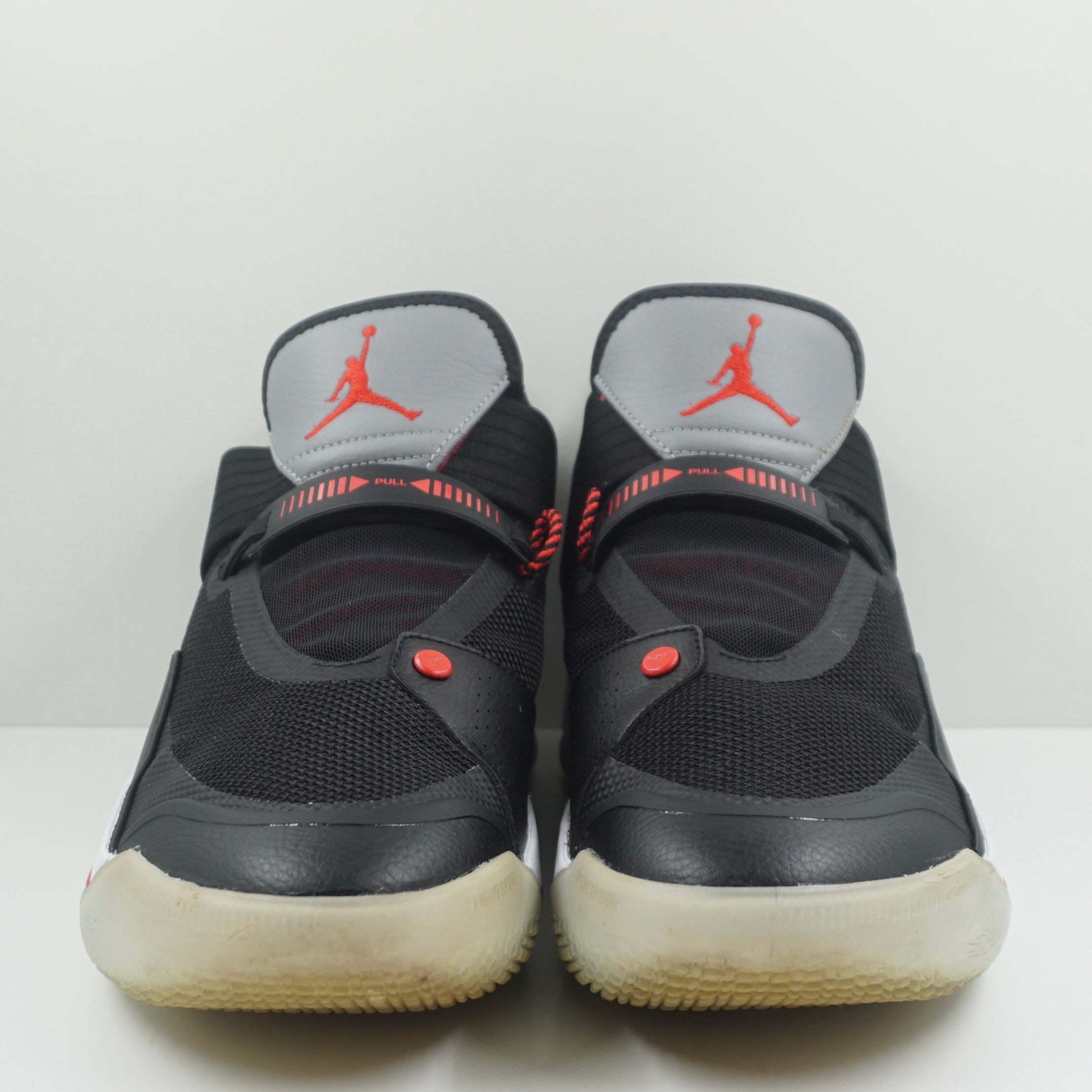 Jordan 33 SE Black
