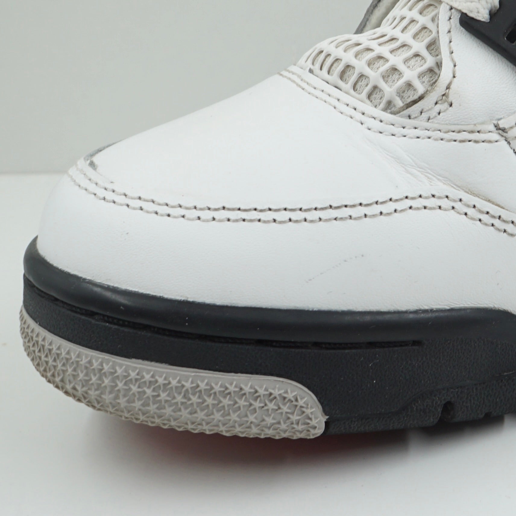 Jordan 4 Retro White Cement (2025)