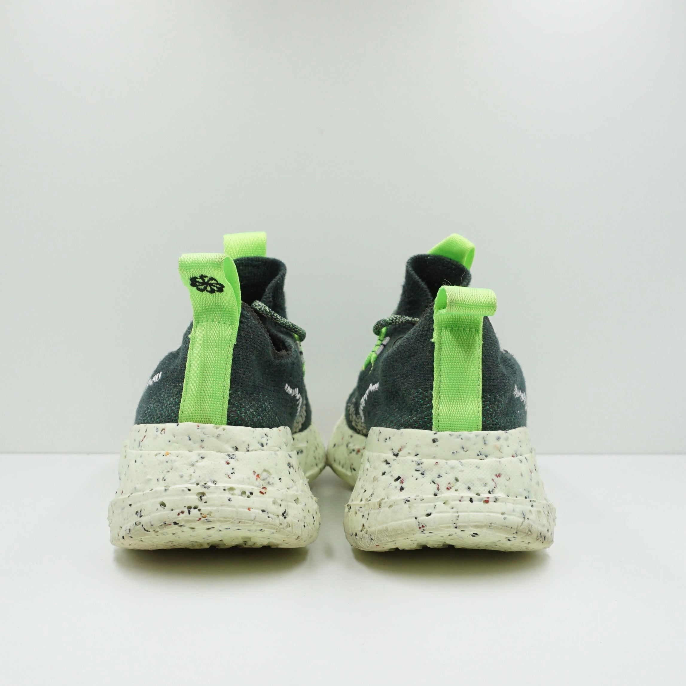 space hippie carbon green