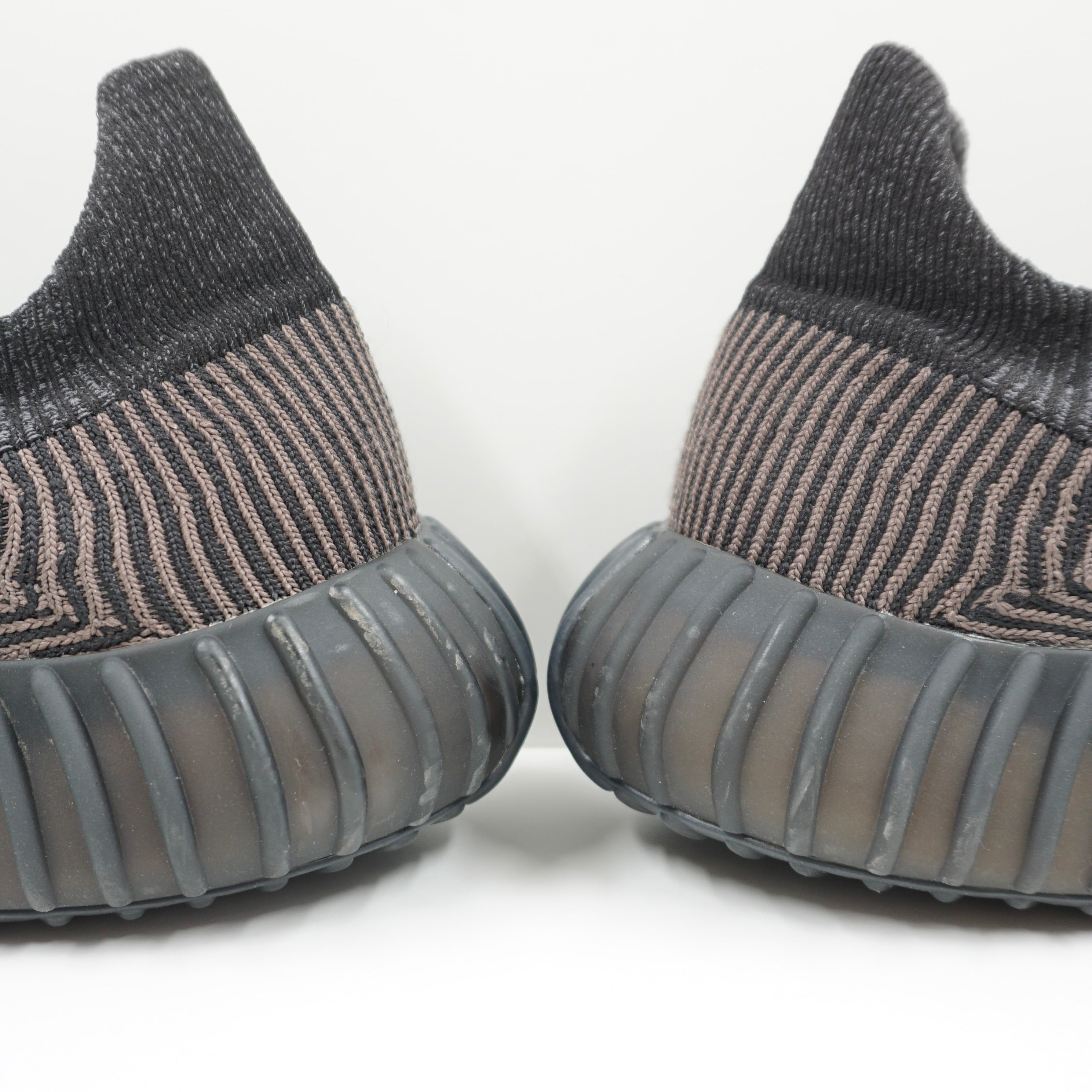 Adidas Yeezy 350 V2 CMPCT Slate Carbon
