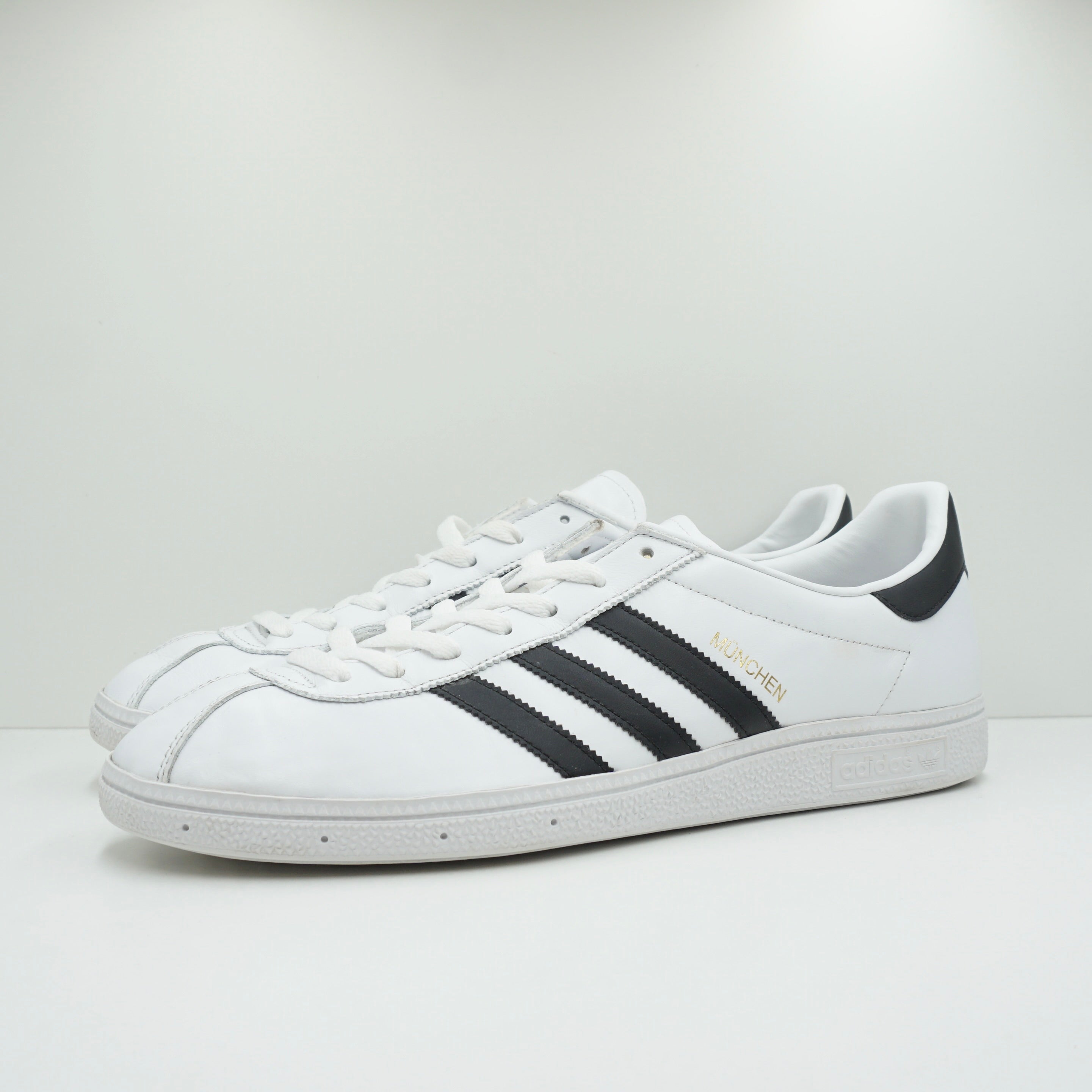 Adidas Munchen White Black Adidas Munchen White Black