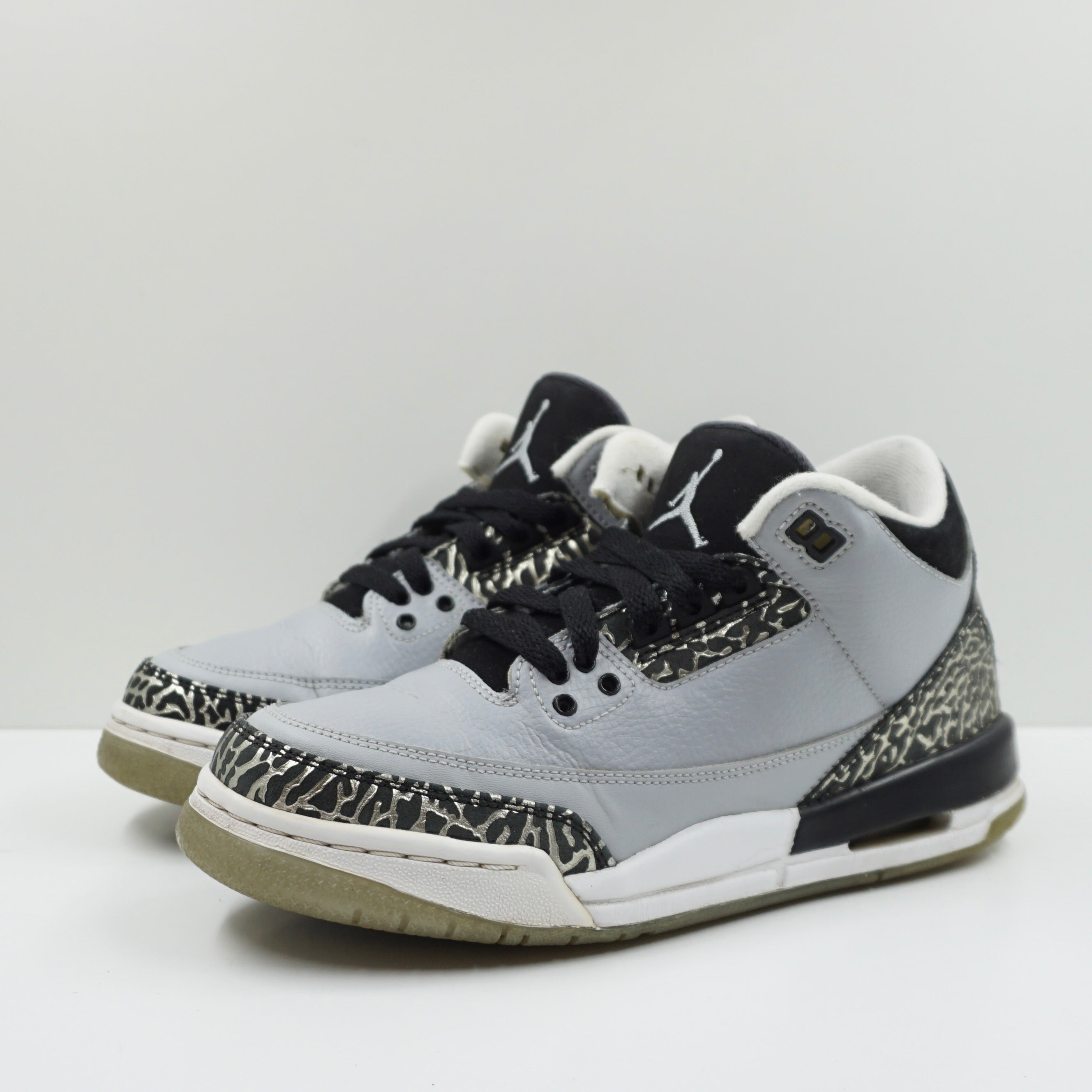 wolf grey jordan 3 retro