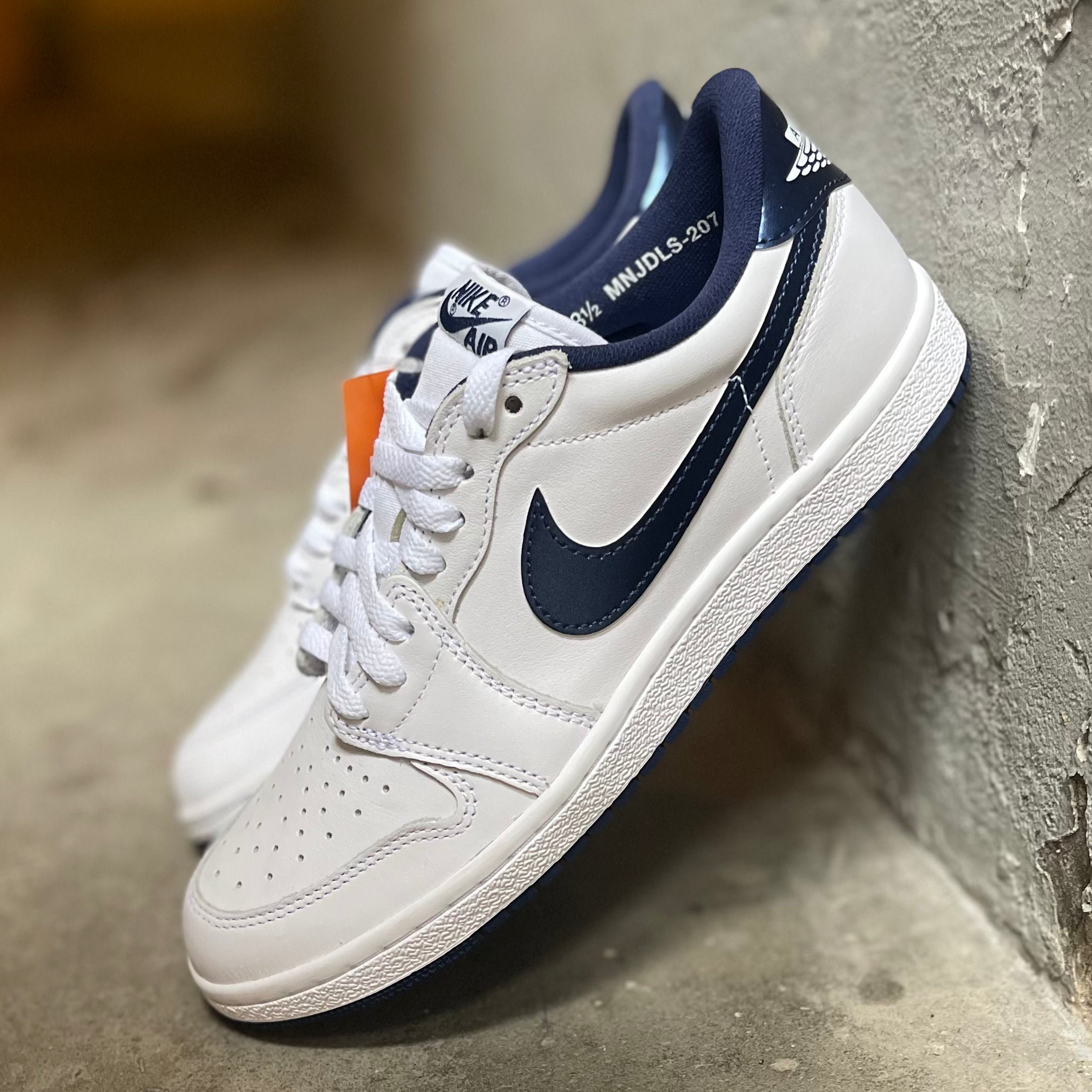 Jordan 1 Retro Low '85 Metallic Blue