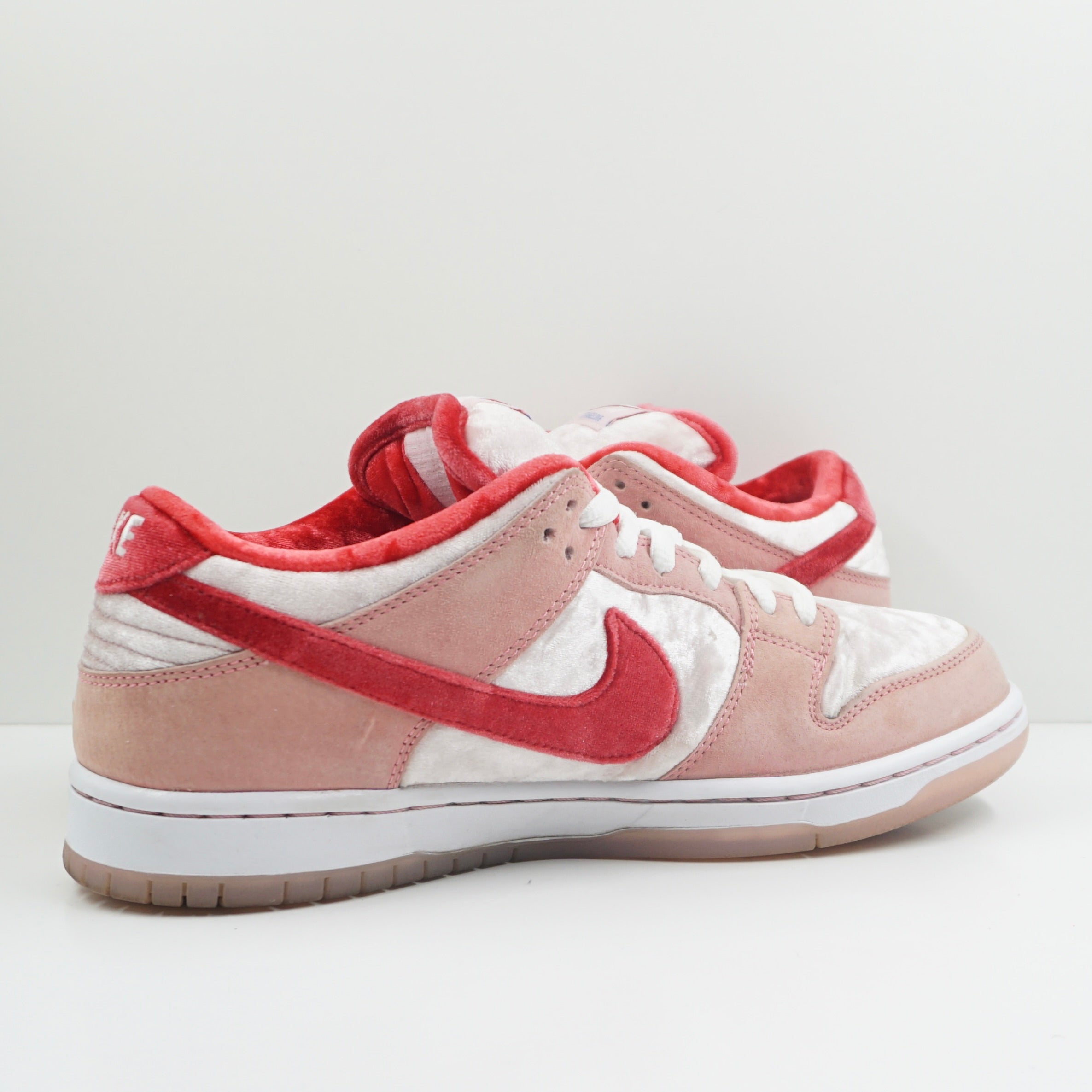 Nike SB Dunk Low Strange Love Skateboards