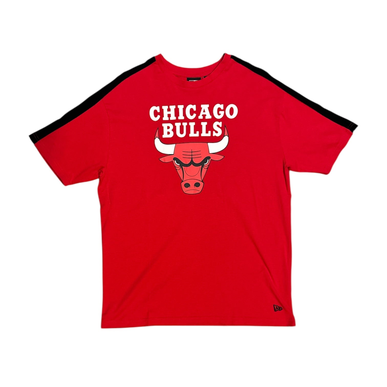 New Era Chicago Bulls Black Red Large Logo Tshirt