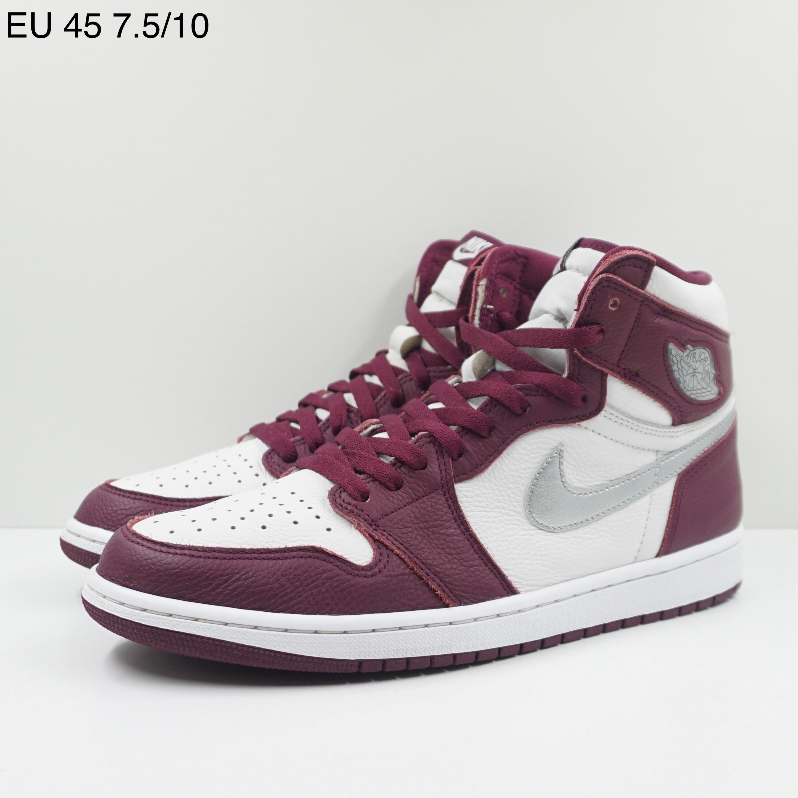 Jordan 1 Retro High OG Bordeaux