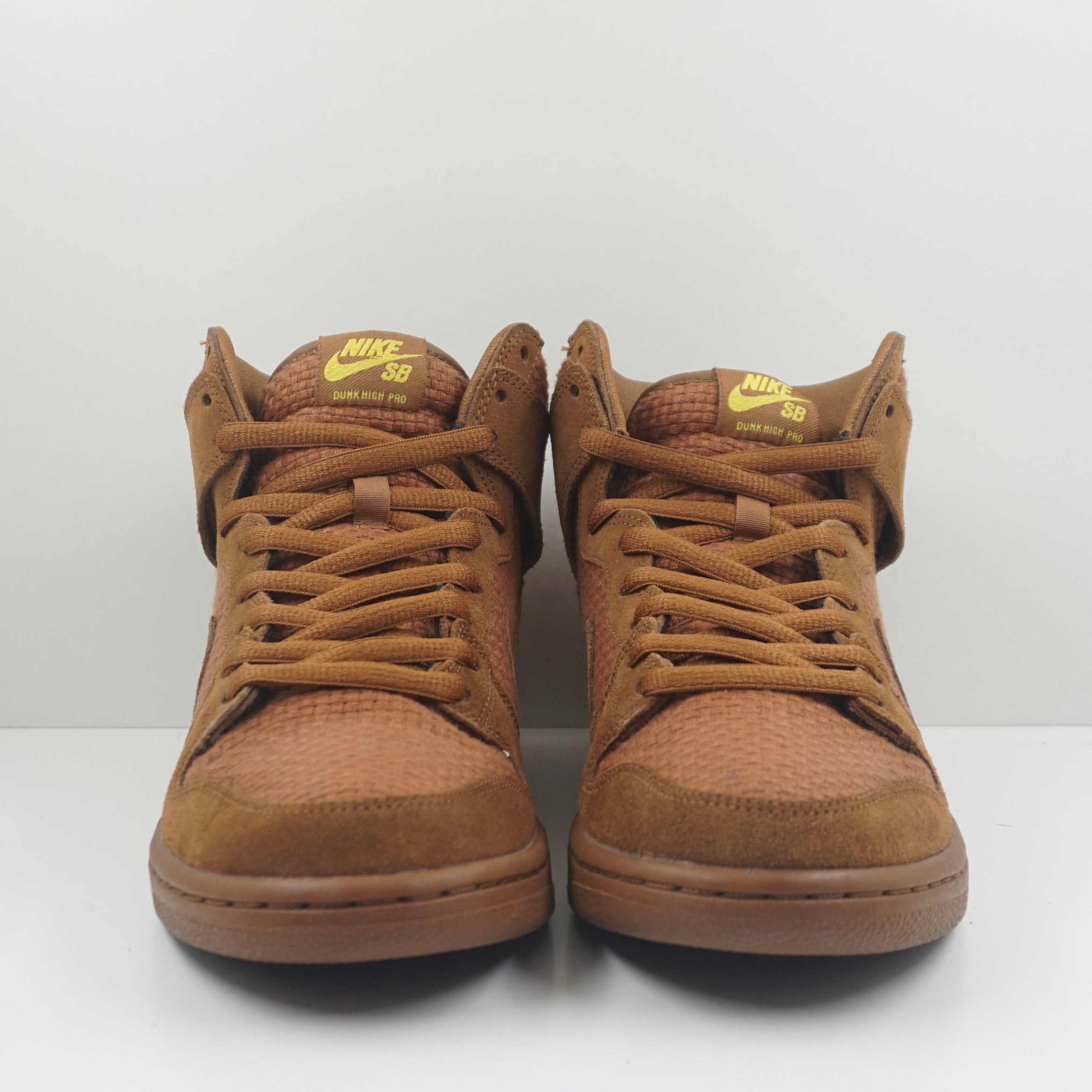 Nike SB Dunk High Brown Ale